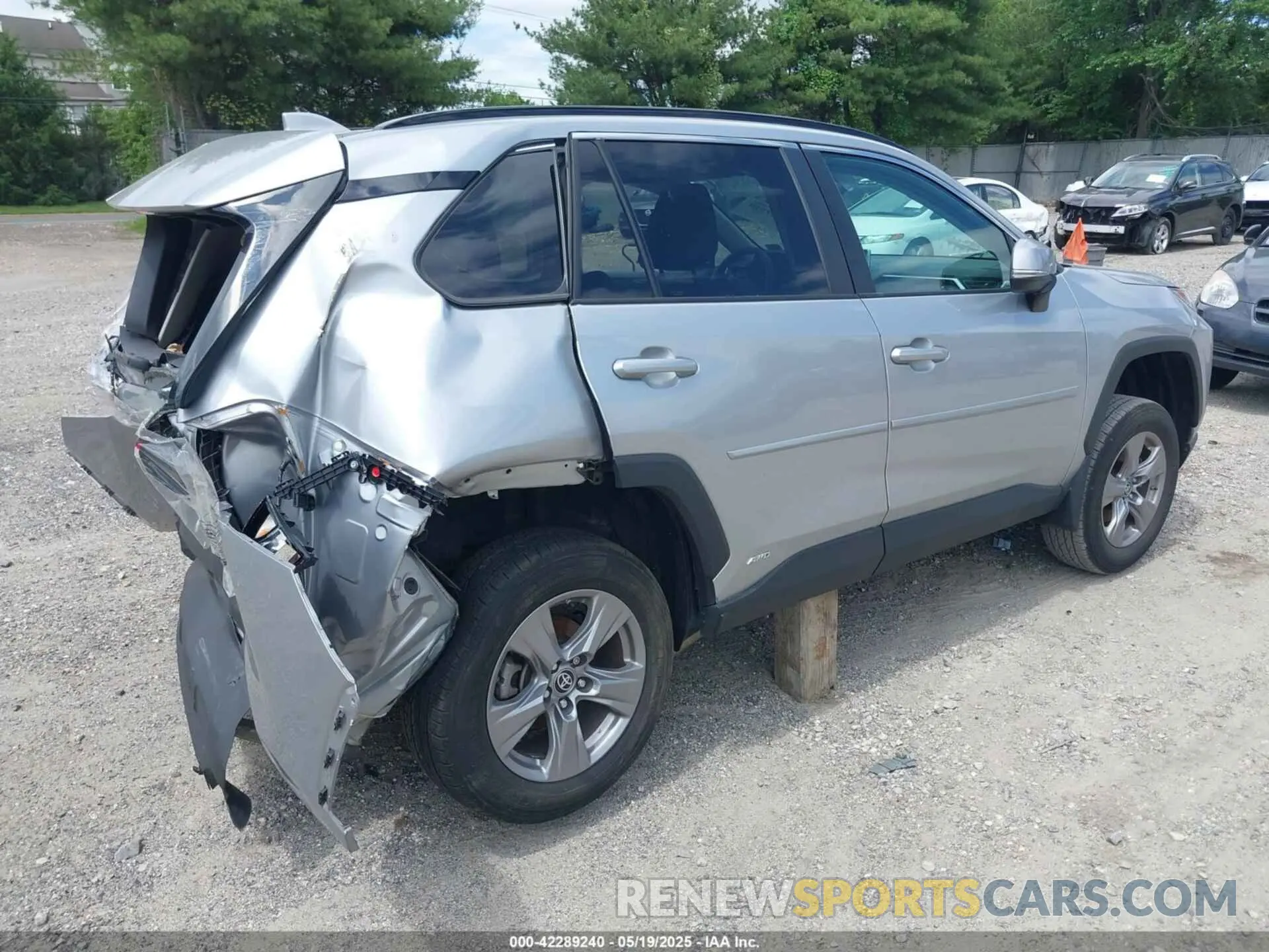 4 fotografías del automóvil dañado 4T3MWRFV8PU094433 TOYOTA RAV4 HYBRID 2023