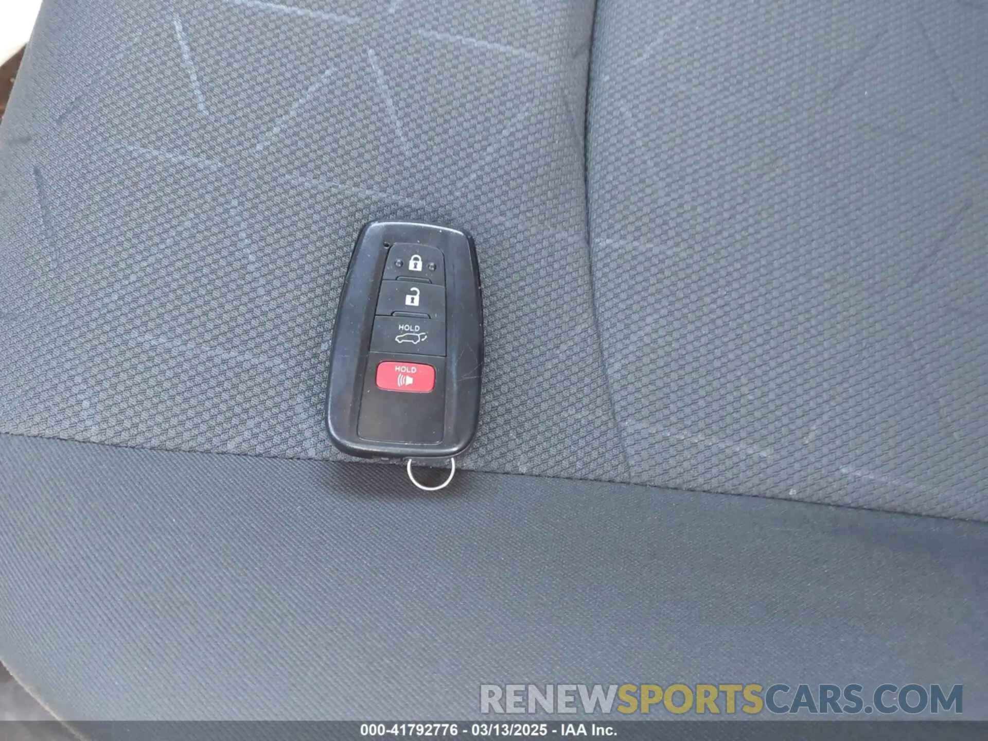11 fotografías del automóvil dañado 4T3RWRFV2PU102578 TOYOTA RAV4 HYBRID 2023