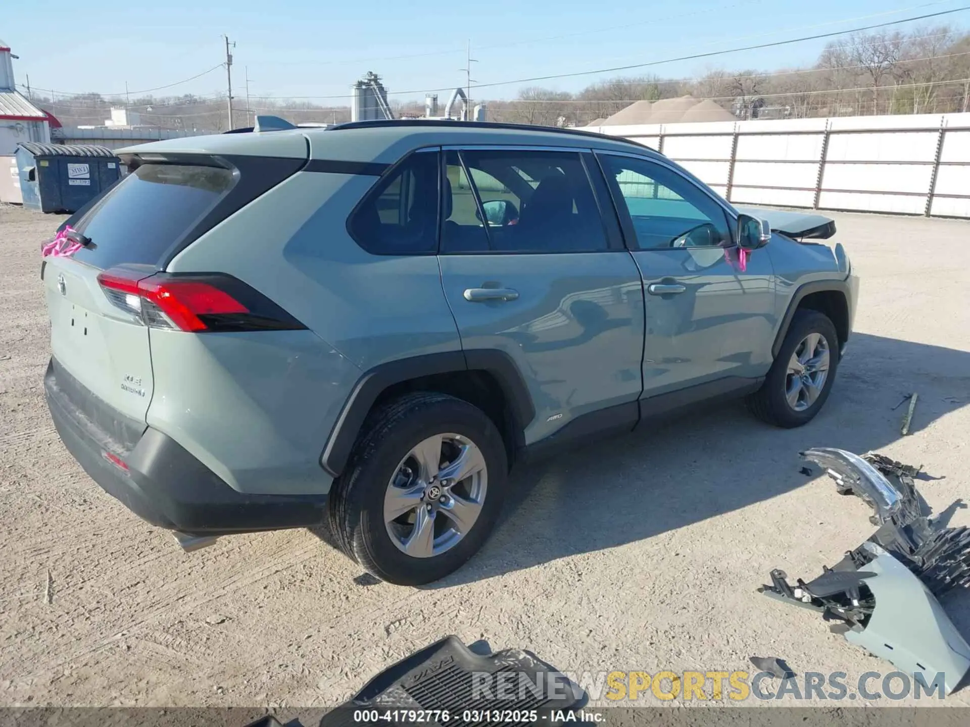 4 fotografías del automóvil dañado 4T3RWRFV2PU102578 TOYOTA RAV4 HYBRID 2023