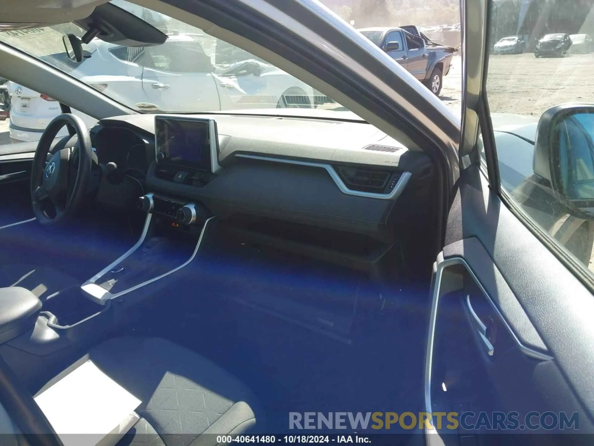 5 fotografías del automóvil dañado 4T3RWRFV2PU106632 TOYOTA RAV4 HYBRID 2023