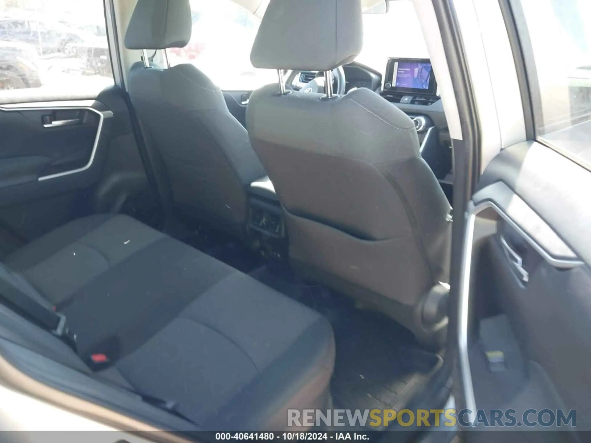 8 fotografías del automóvil dañado 4T3RWRFV2PU106632 TOYOTA RAV4 HYBRID 2023