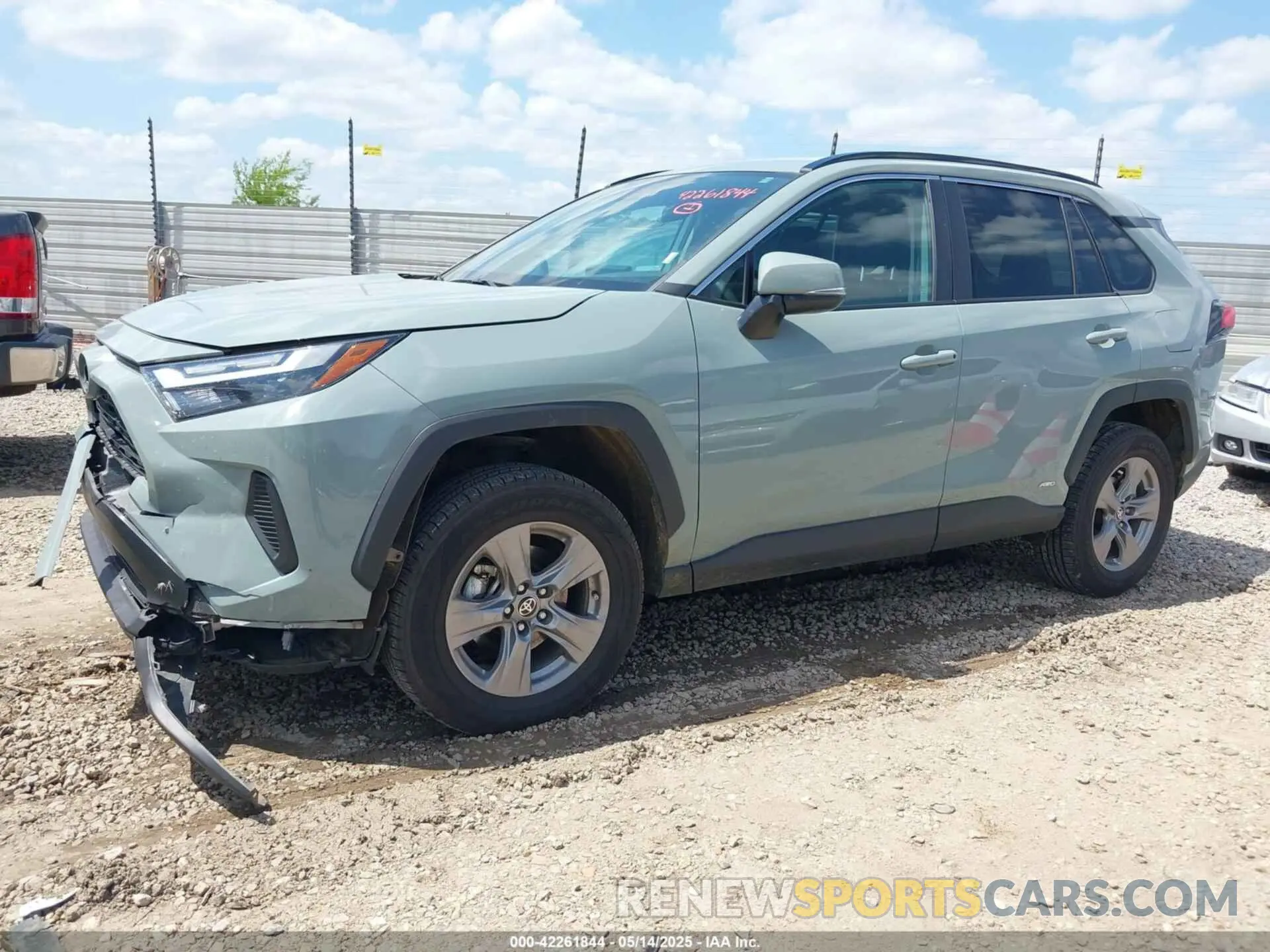2 fotografías del automóvil dañado 4T3RWRFV6PU106620 TOYOTA RAV4 HYBRID 2023