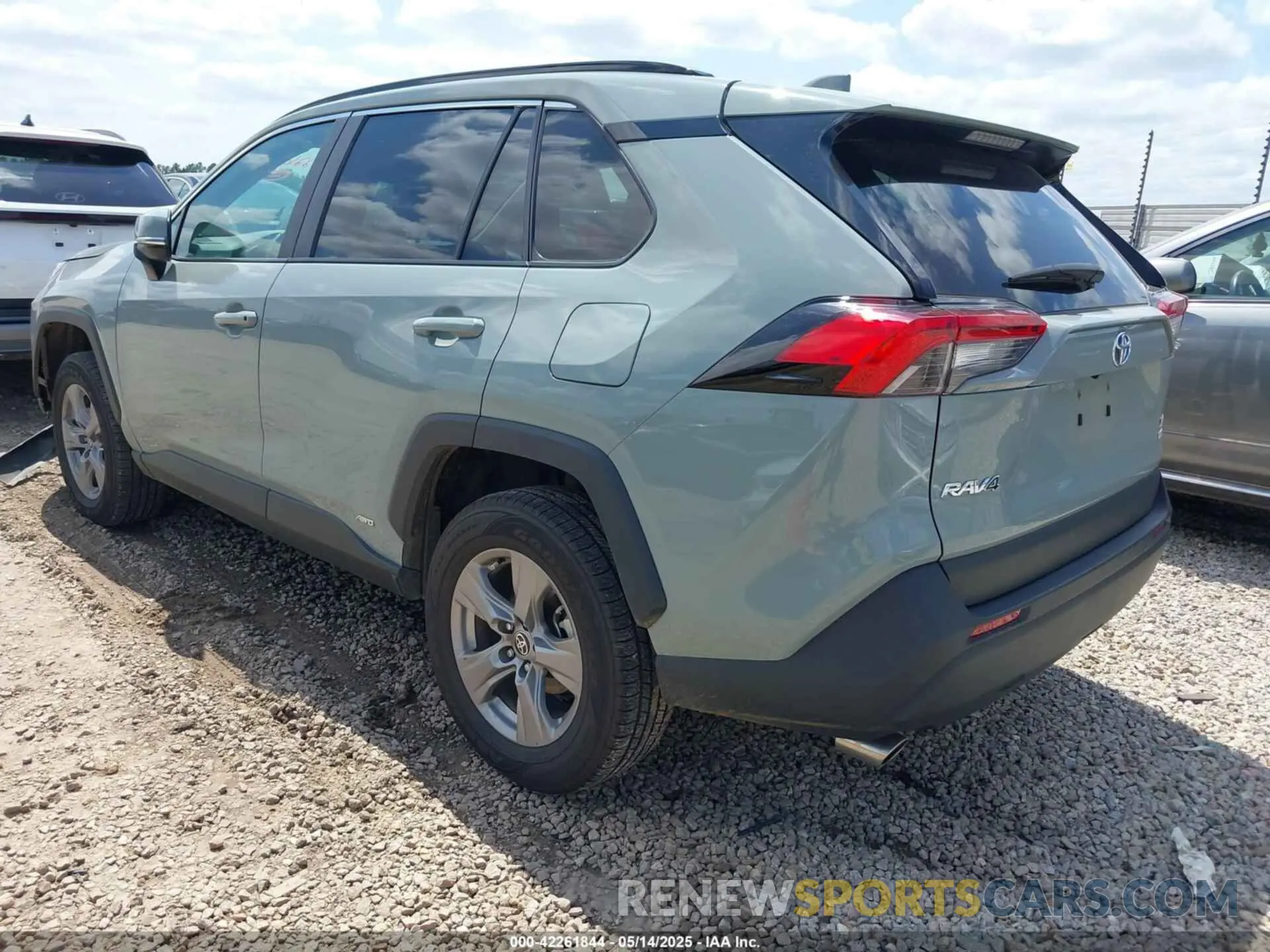 3 fotografías del automóvil dañado 4T3RWRFV6PU106620 TOYOTA RAV4 HYBRID 2023