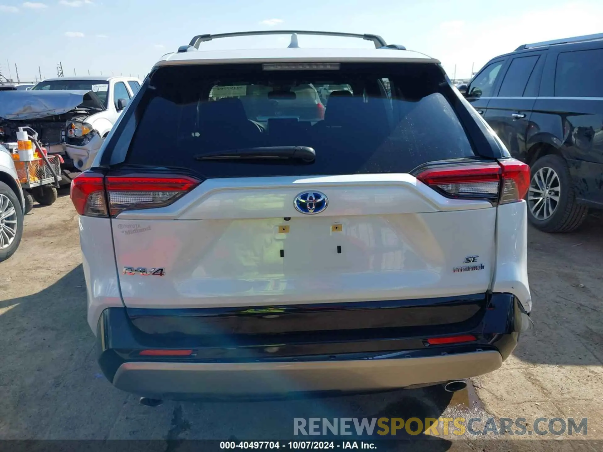 16 fotografías del automóvil dañado JTM16RFV1PD104140 TOYOTA RAV4 HYBRID 2023