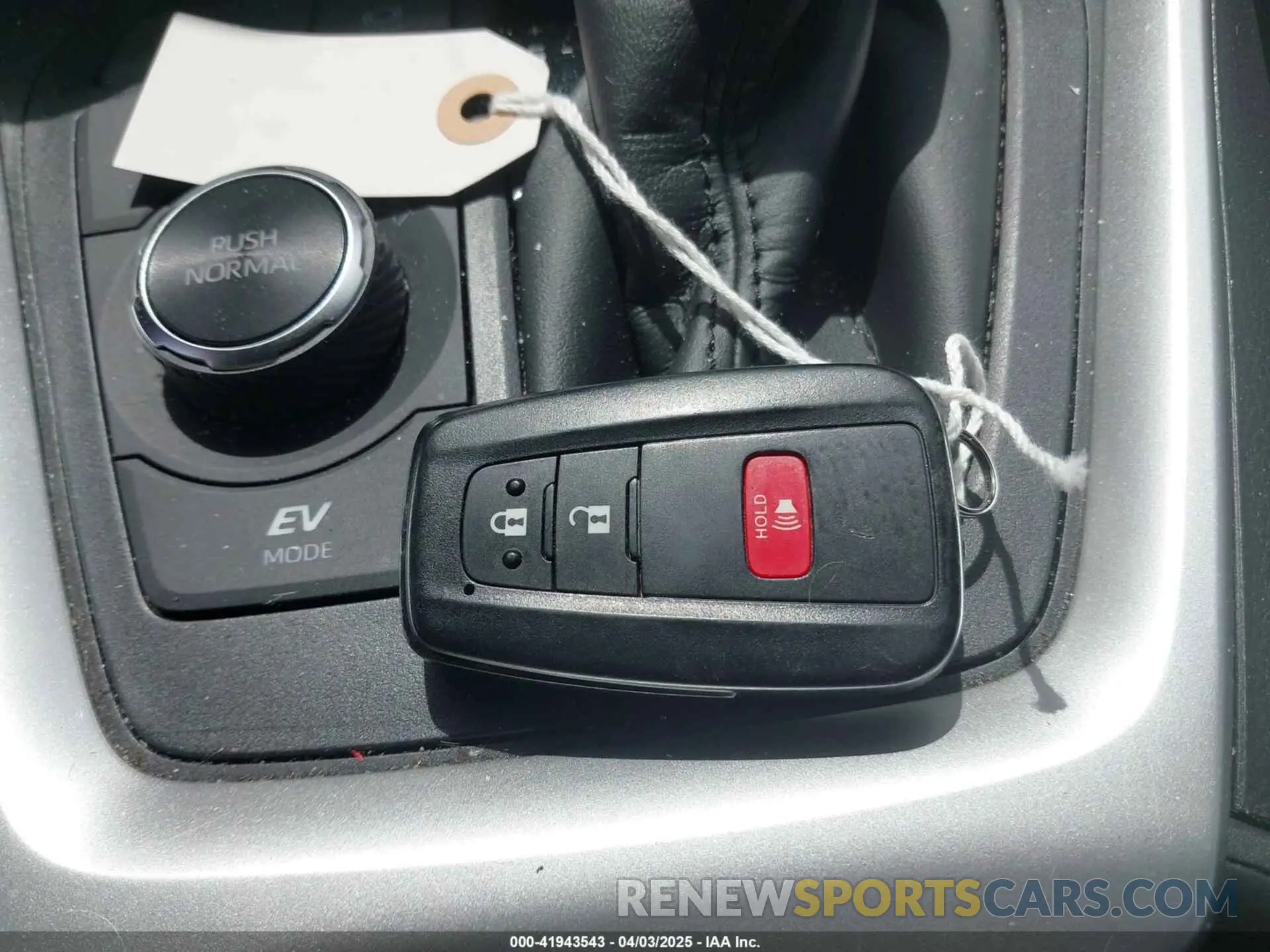 11 fotografías del automóvil dañado JTM16RFV5PJ034496 TOYOTA RAV4 HYBRID 2023