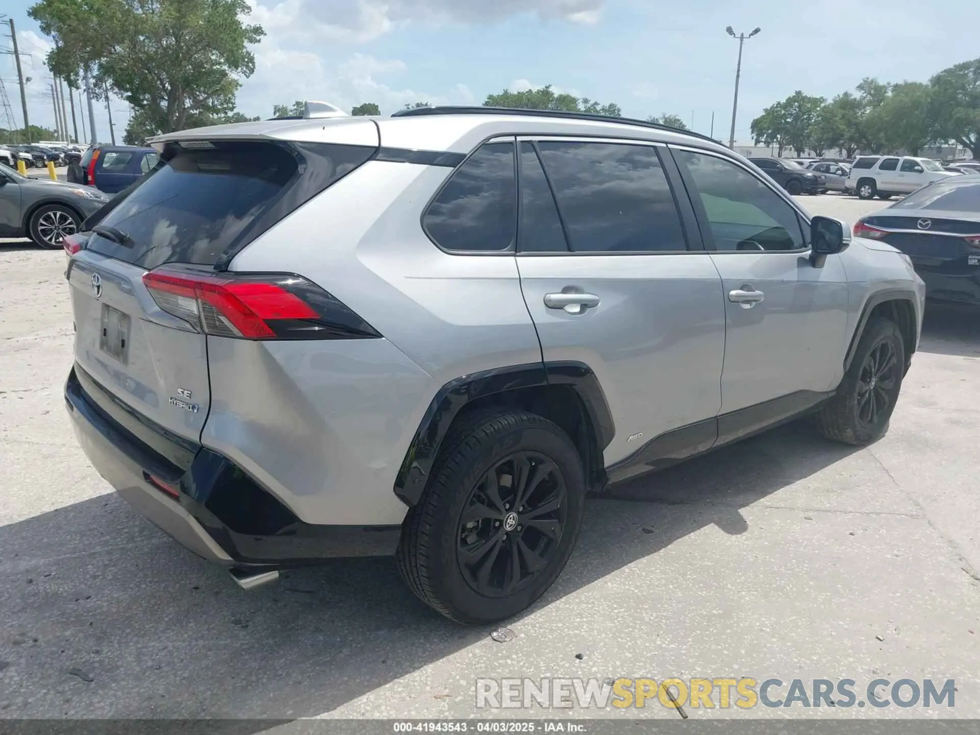 4 fotografías del automóvil dañado JTM16RFV5PJ034496 TOYOTA RAV4 HYBRID 2023