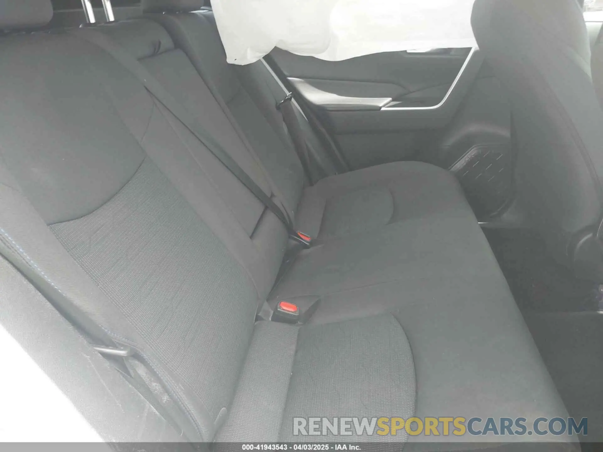 8 fotografías del automóvil dañado JTM16RFV5PJ034496 TOYOTA RAV4 HYBRID 2023