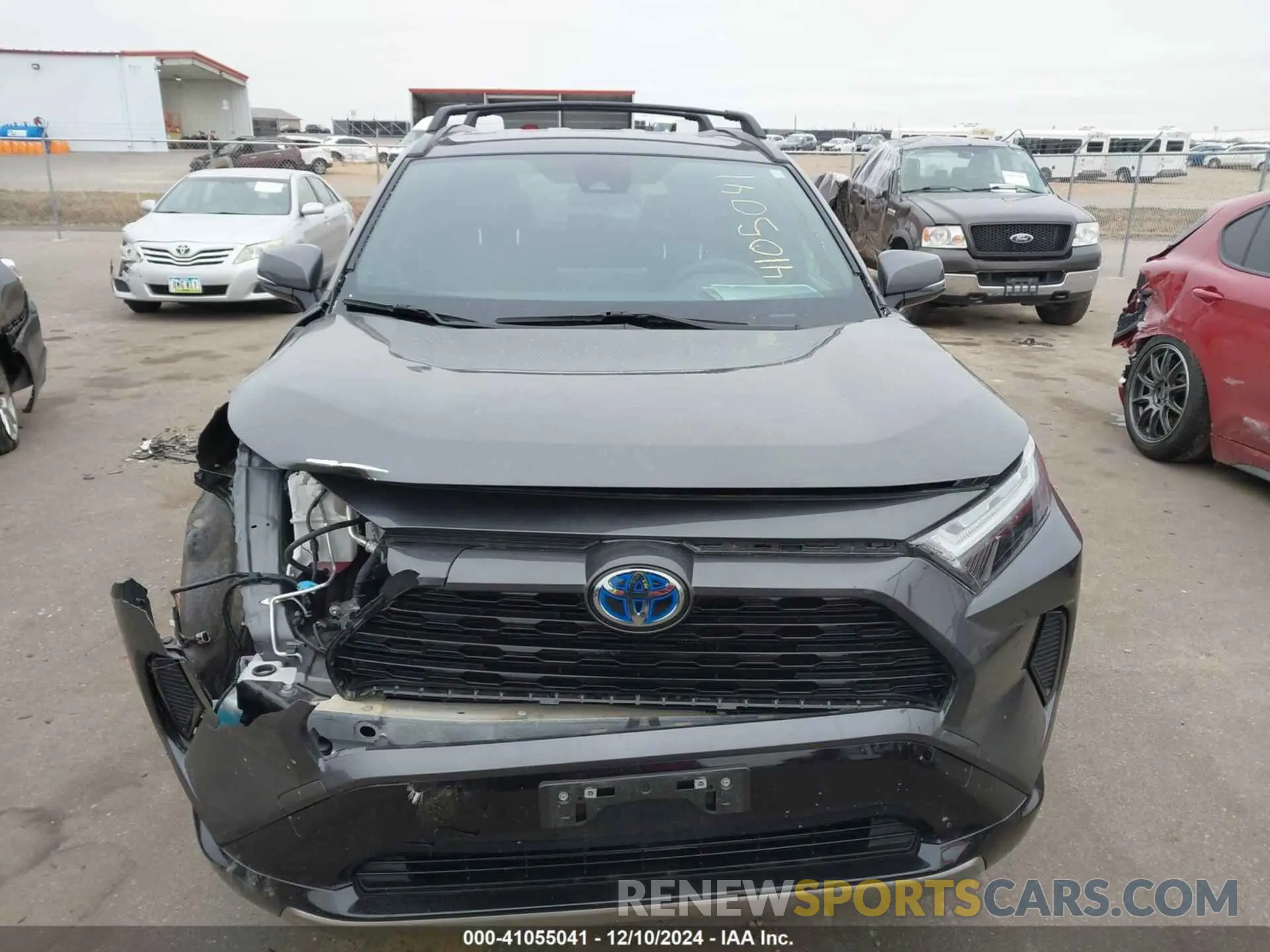 12 fotografías del automóvil dañado JTM16RFV9PJ025932 TOYOTA RAV4 HYBRID 2023