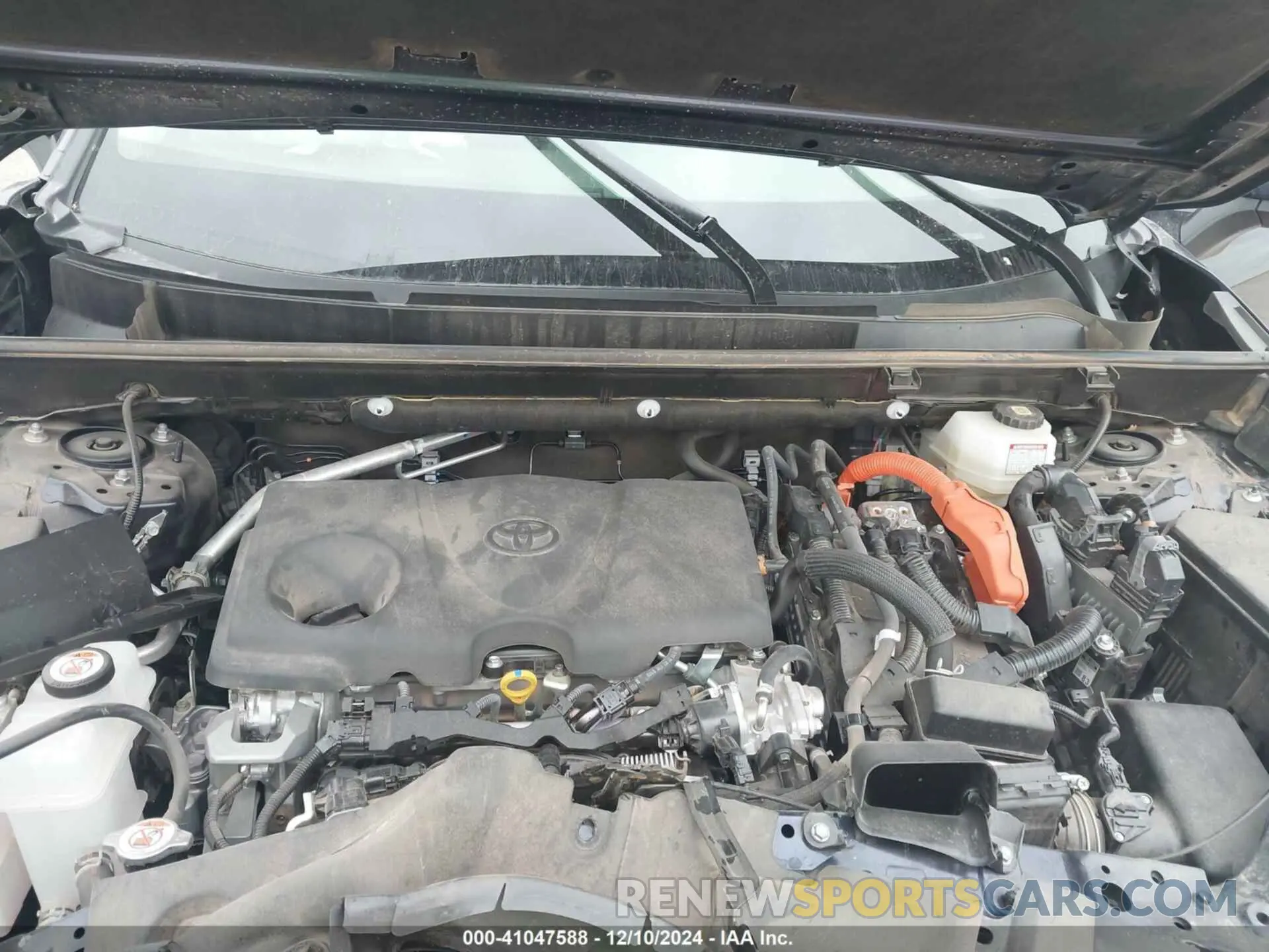 10 fotografías del automóvil dañado JTMB6RFV0PD109897 TOYOTA RAV4 HYBRID 2023