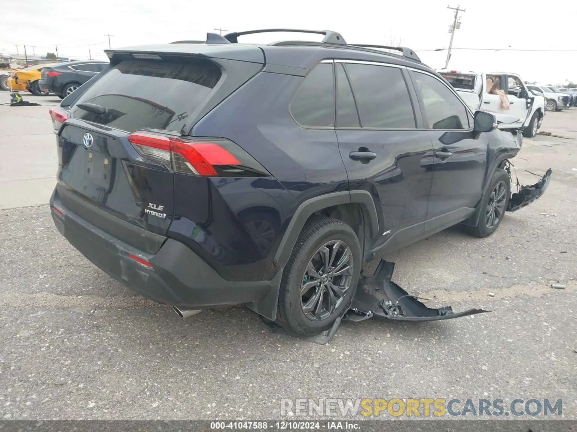 4 fotografías del automóvil dañado JTMB6RFV0PD109897 TOYOTA RAV4 HYBRID 2023