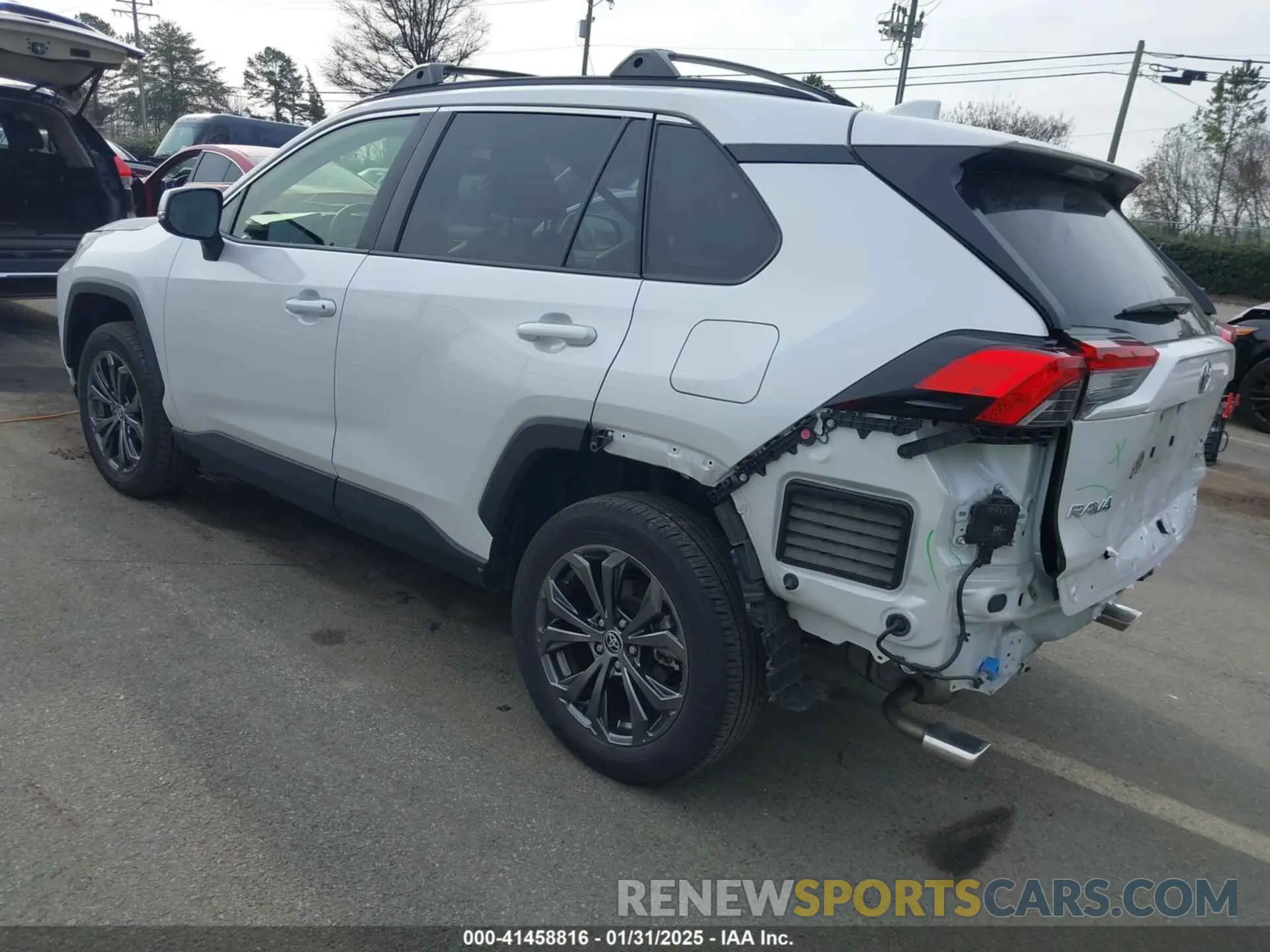 3 fotografías del automóvil dañado JTMB6RFV1PD100562 TOYOTA RAV4 HYBRID 2023