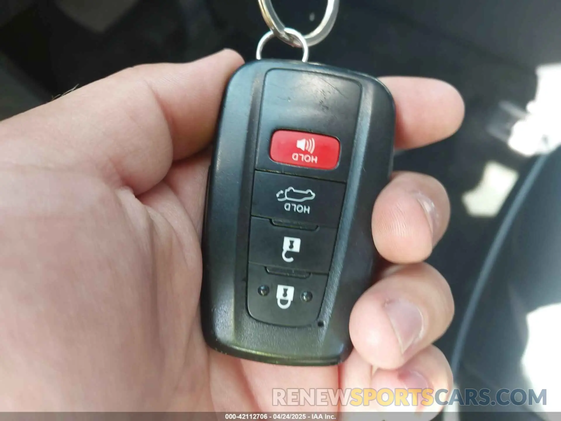 11 fotografías del automóvil dañado JTMB6RFV4PD098886 TOYOTA RAV4 HYBRID 2023