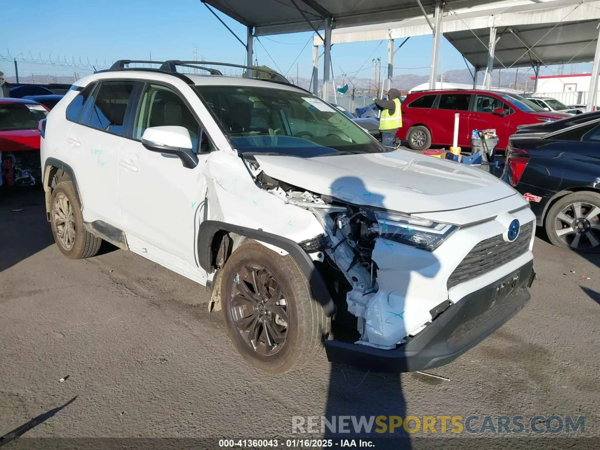 1 fotografías del automóvil dañado JTMB6RFVXPD540814 TOYOTA RAV4 HYBRID 2023