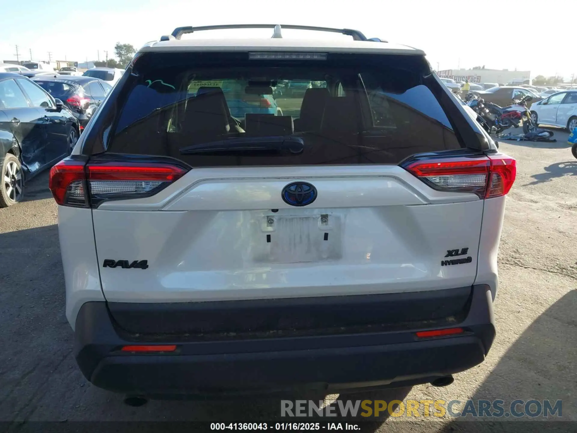 16 fotografías del automóvil dañado JTMB6RFVXPD540814 TOYOTA RAV4 HYBRID 2023