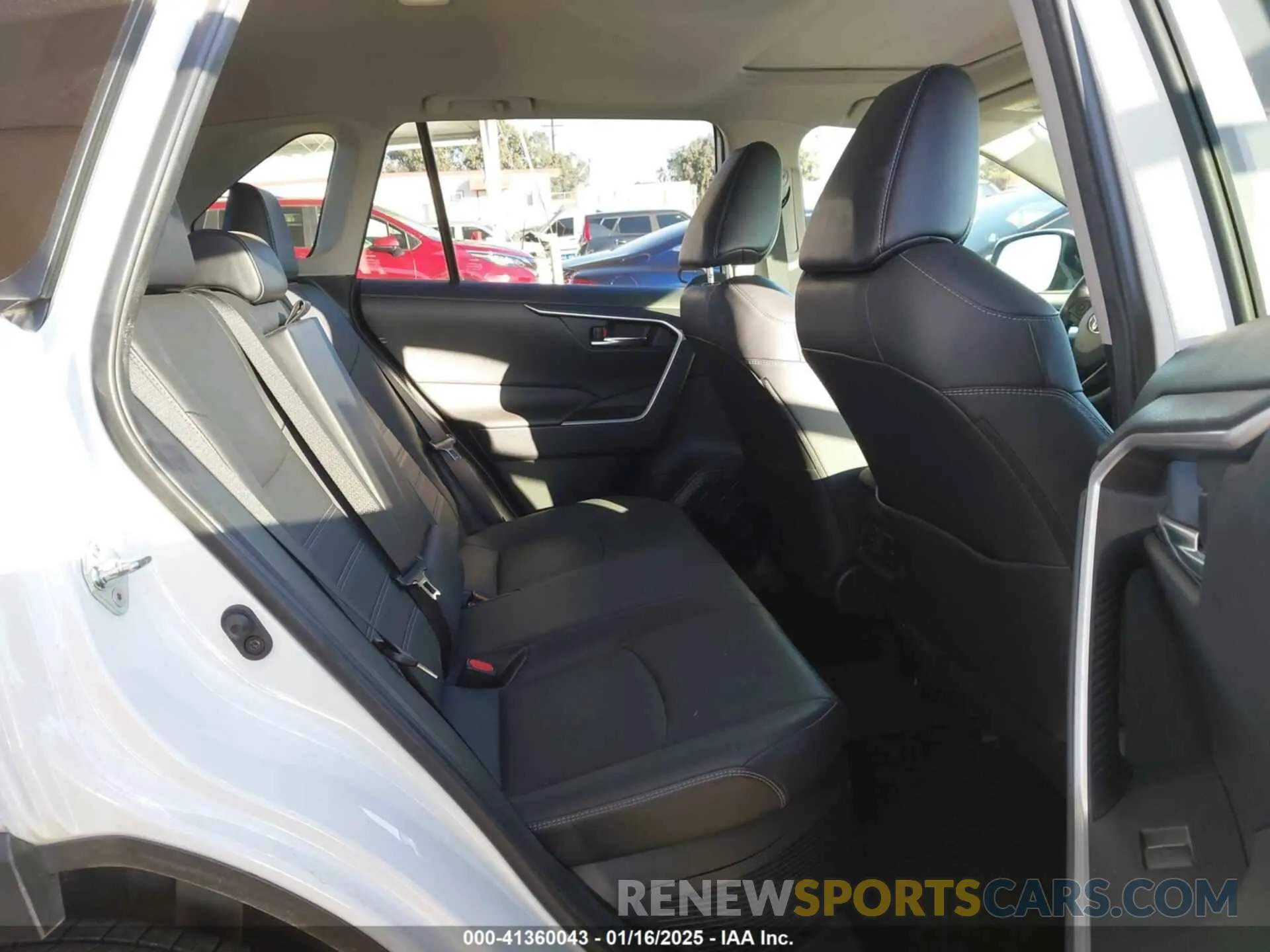 8 fotografías del automóvil dañado JTMB6RFVXPD540814 TOYOTA RAV4 HYBRID 2023