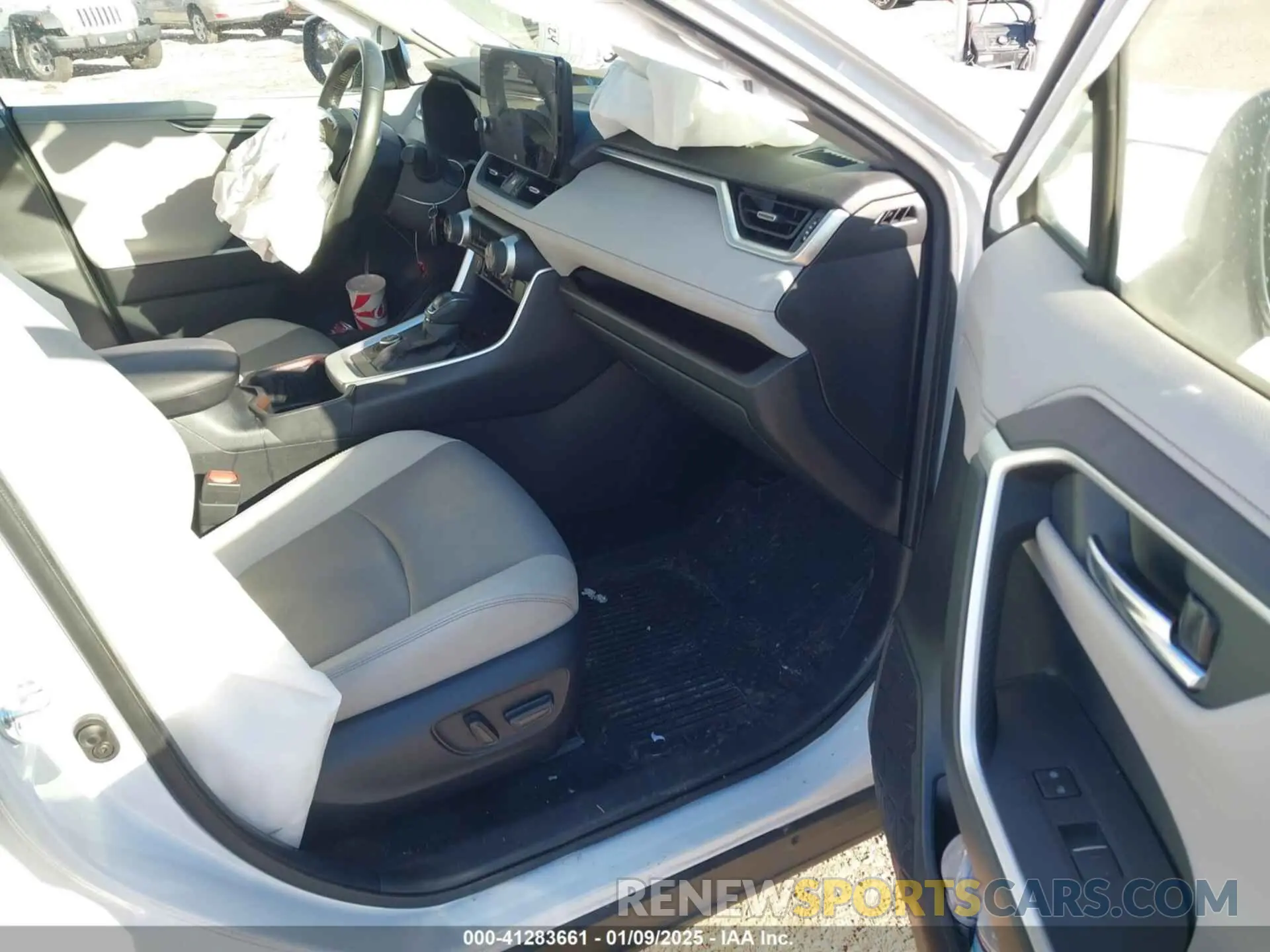 5 fotografías del automóvil dañado JTMD6RFV7PD537250 TOYOTA RAV4 HYBRID 2023
