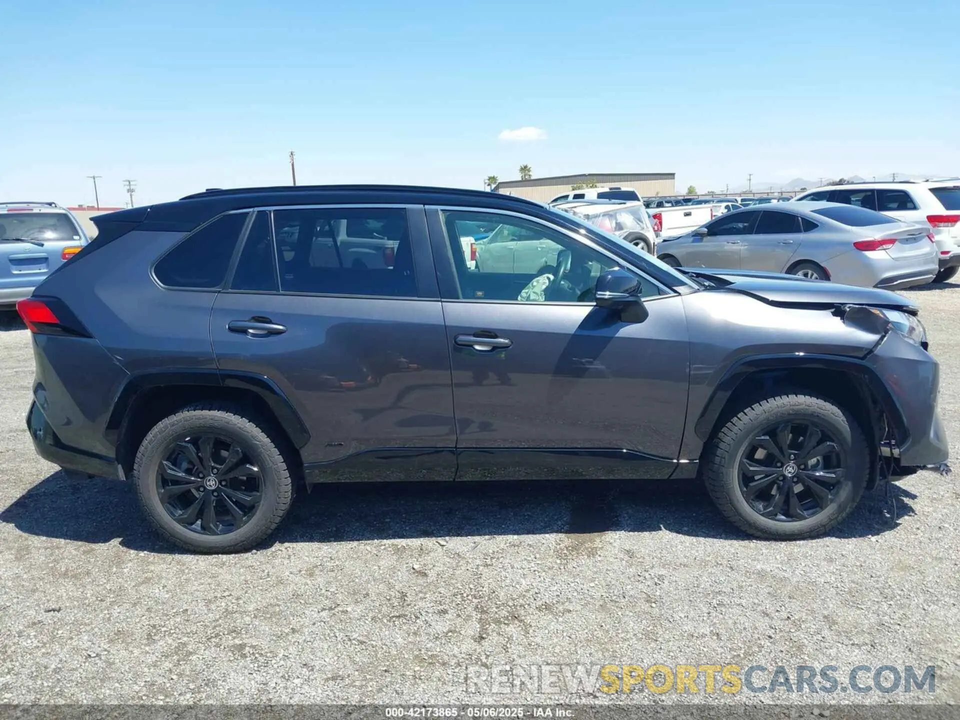 13 fotografías del automóvil dañado JTME6RFV2PJ037308 TOYOTA RAV4 HYBRID 2023