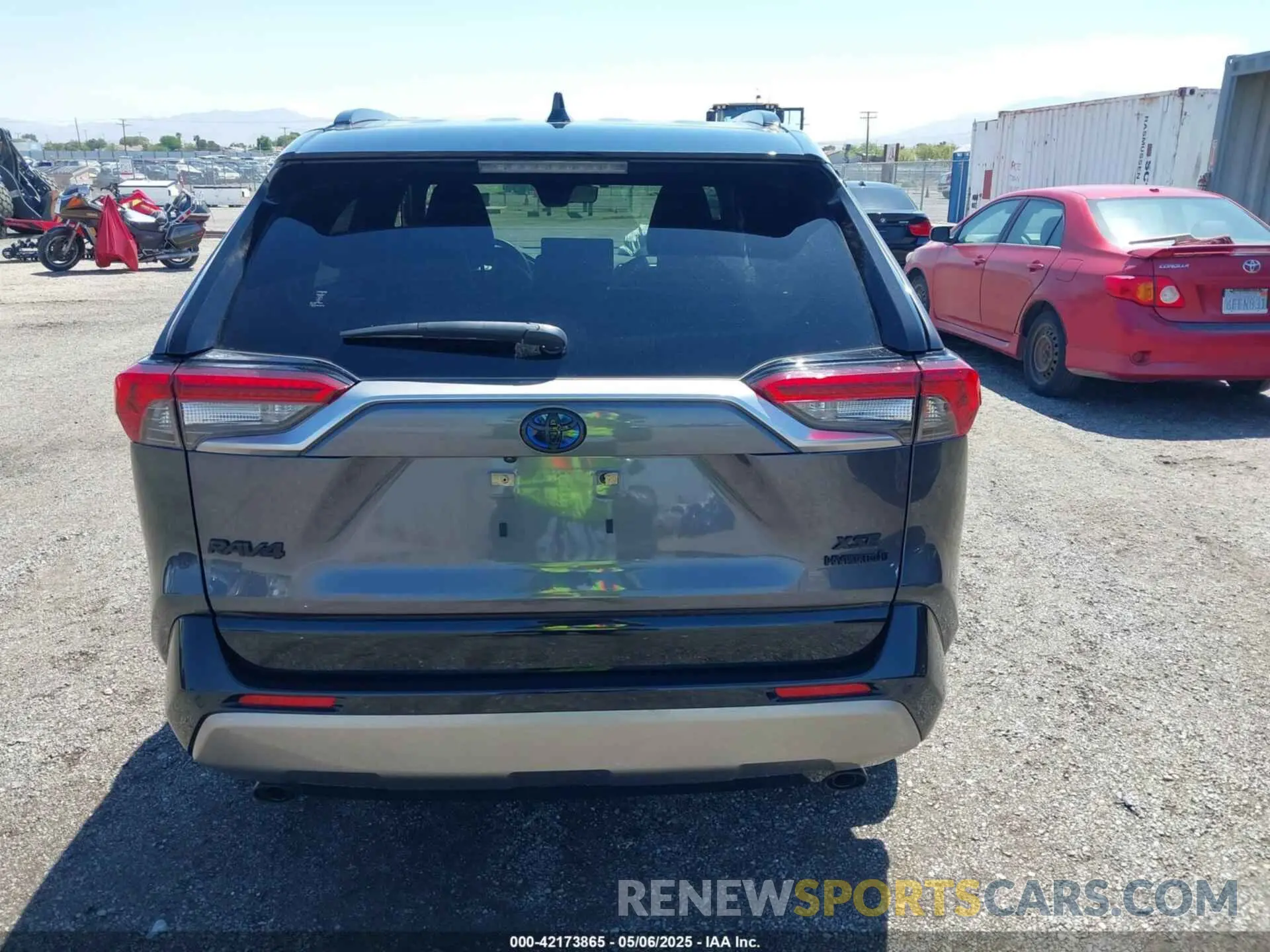 16 fotografías del automóvil dañado JTME6RFV2PJ037308 TOYOTA RAV4 HYBRID 2023