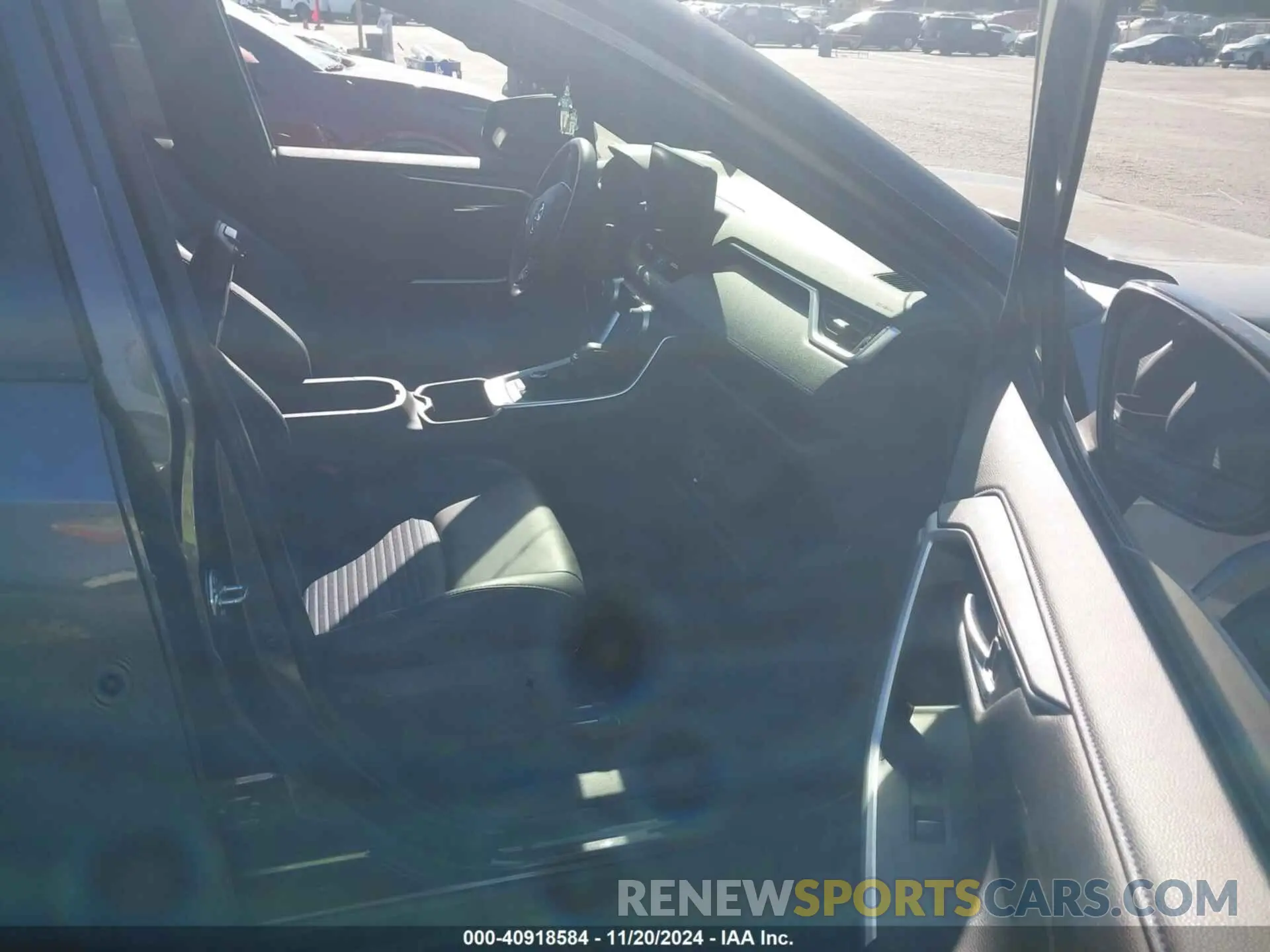 5 fotografías del automóvil dañado JTME6RFV7PJ036669 TOYOTA RAV4 HYBRID 2023