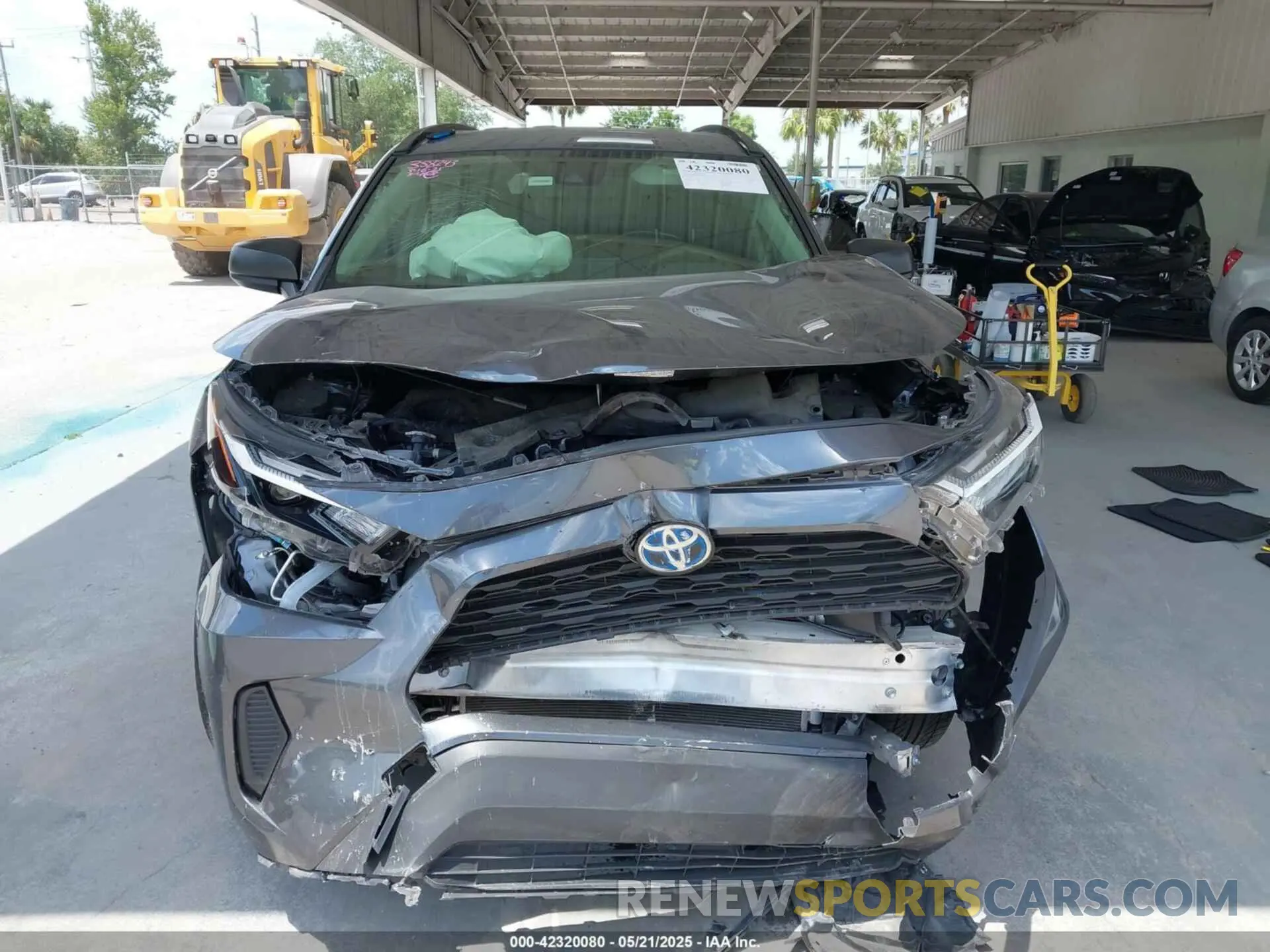 13 fotografías del automóvil dañado JTMLWRFV6PD203044 TOYOTA RAV4 HYBRID 2023