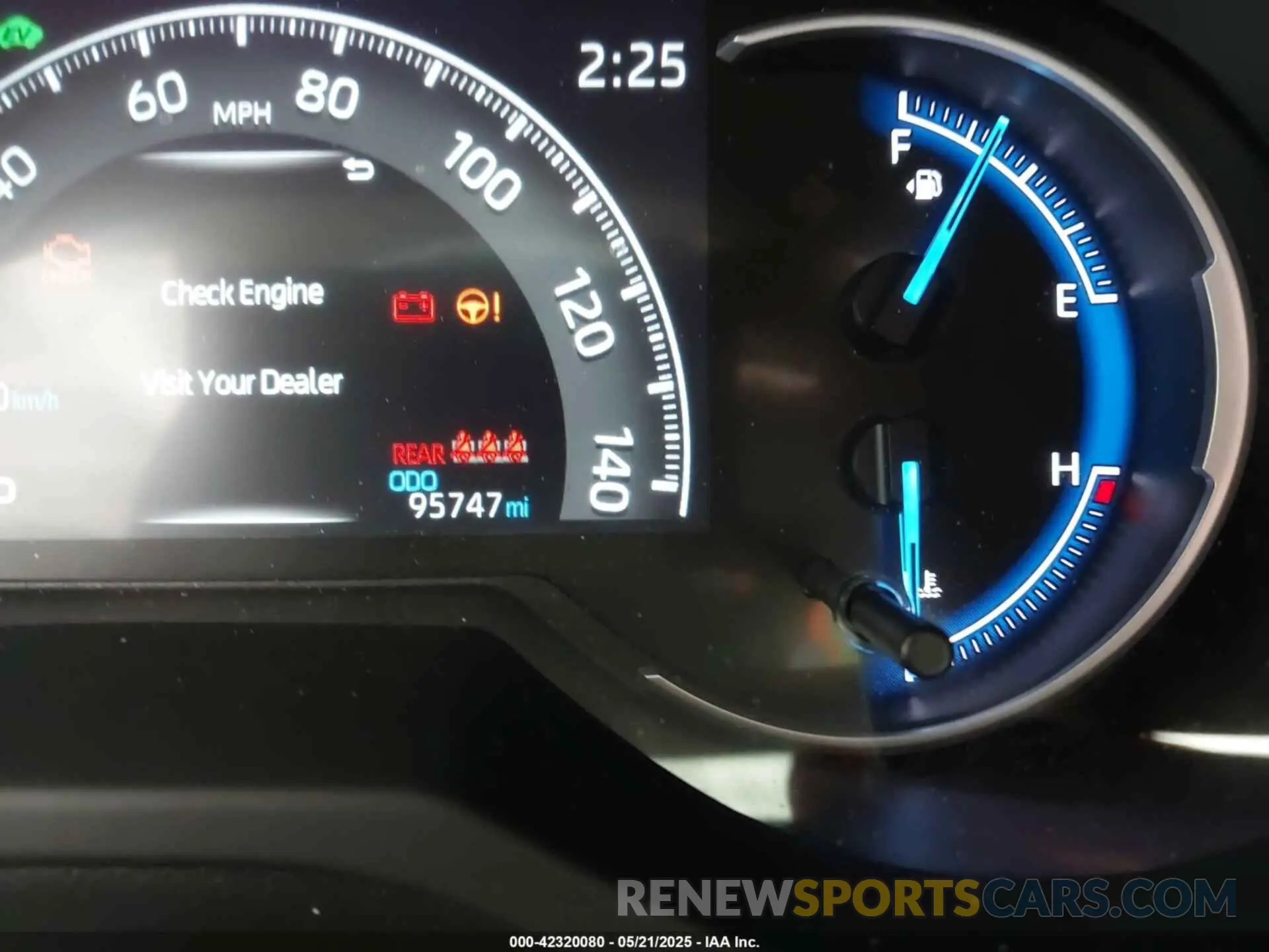 16 fotografías del automóvil dañado JTMLWRFV6PD203044 TOYOTA RAV4 HYBRID 2023