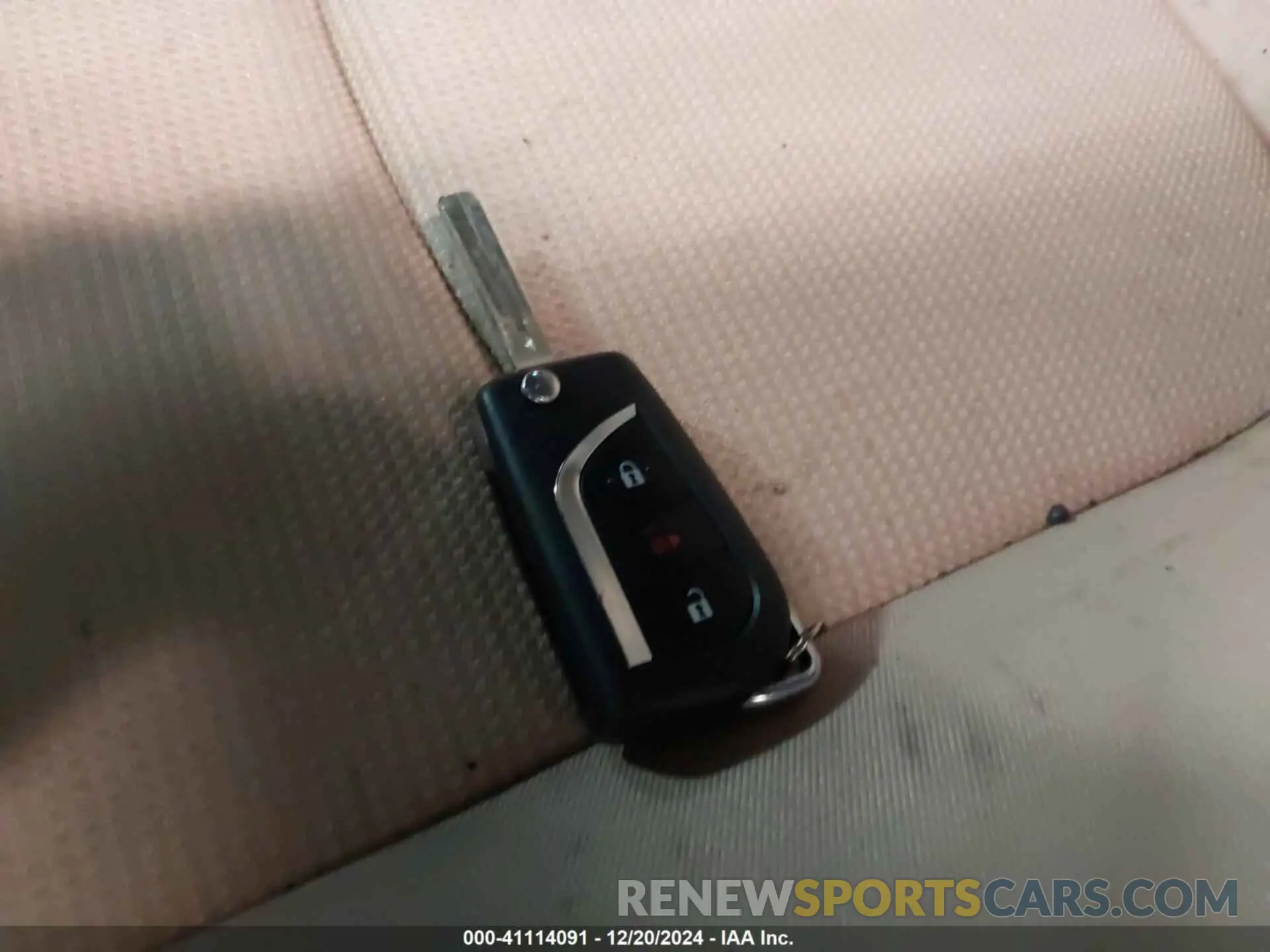 11 fotografías del automóvil dañado JTMLWRFVXPD571727 TOYOTA RAV4 HYBRID 2023
