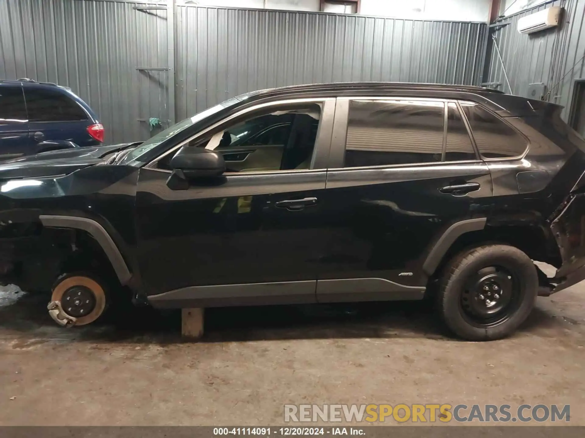 15 fotografías del automóvil dañado JTMLWRFVXPD571727 TOYOTA RAV4 HYBRID 2023