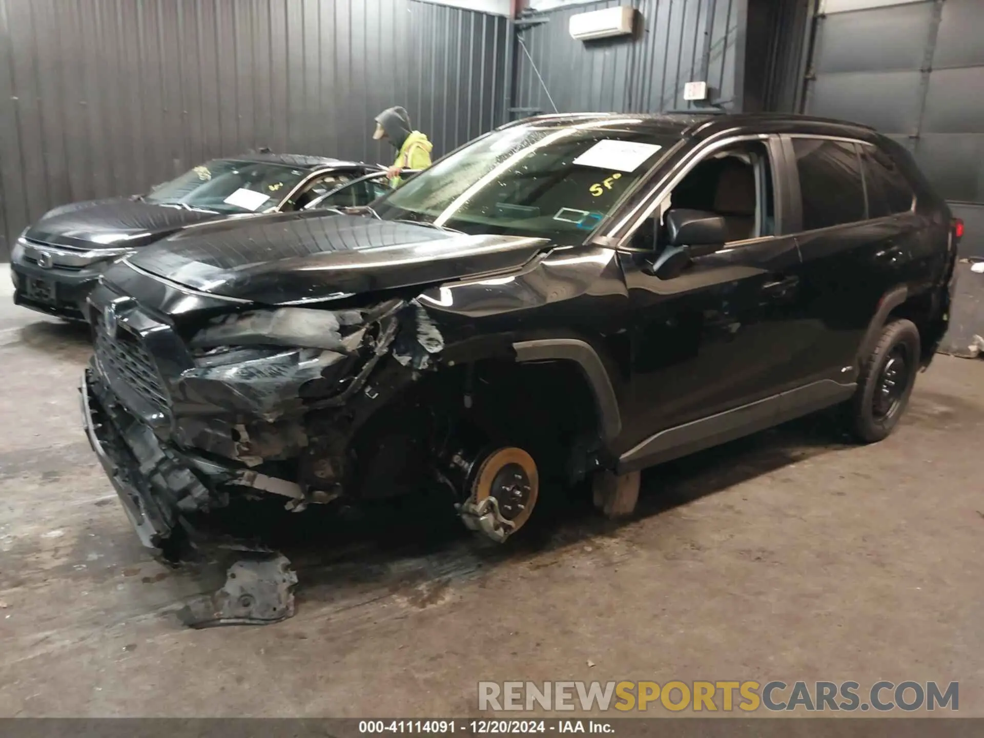 2 fotografías del automóvil dañado JTMLWRFVXPD571727 TOYOTA RAV4 HYBRID 2023