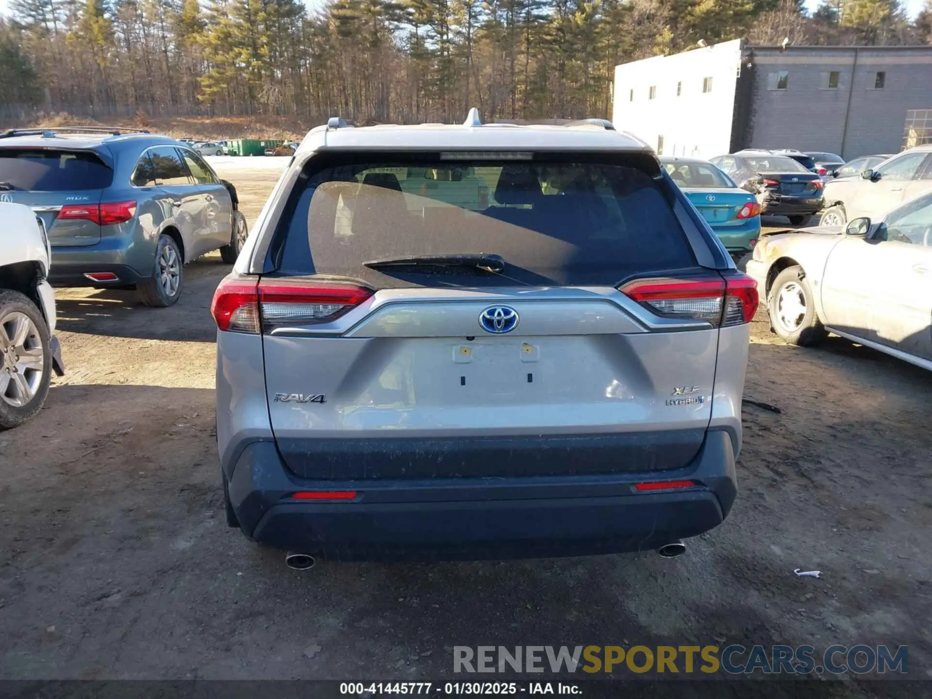 16 fotografías del automóvil dañado JTMRWRFV2PD185054 TOYOTA RAV4 HYBRID 2023