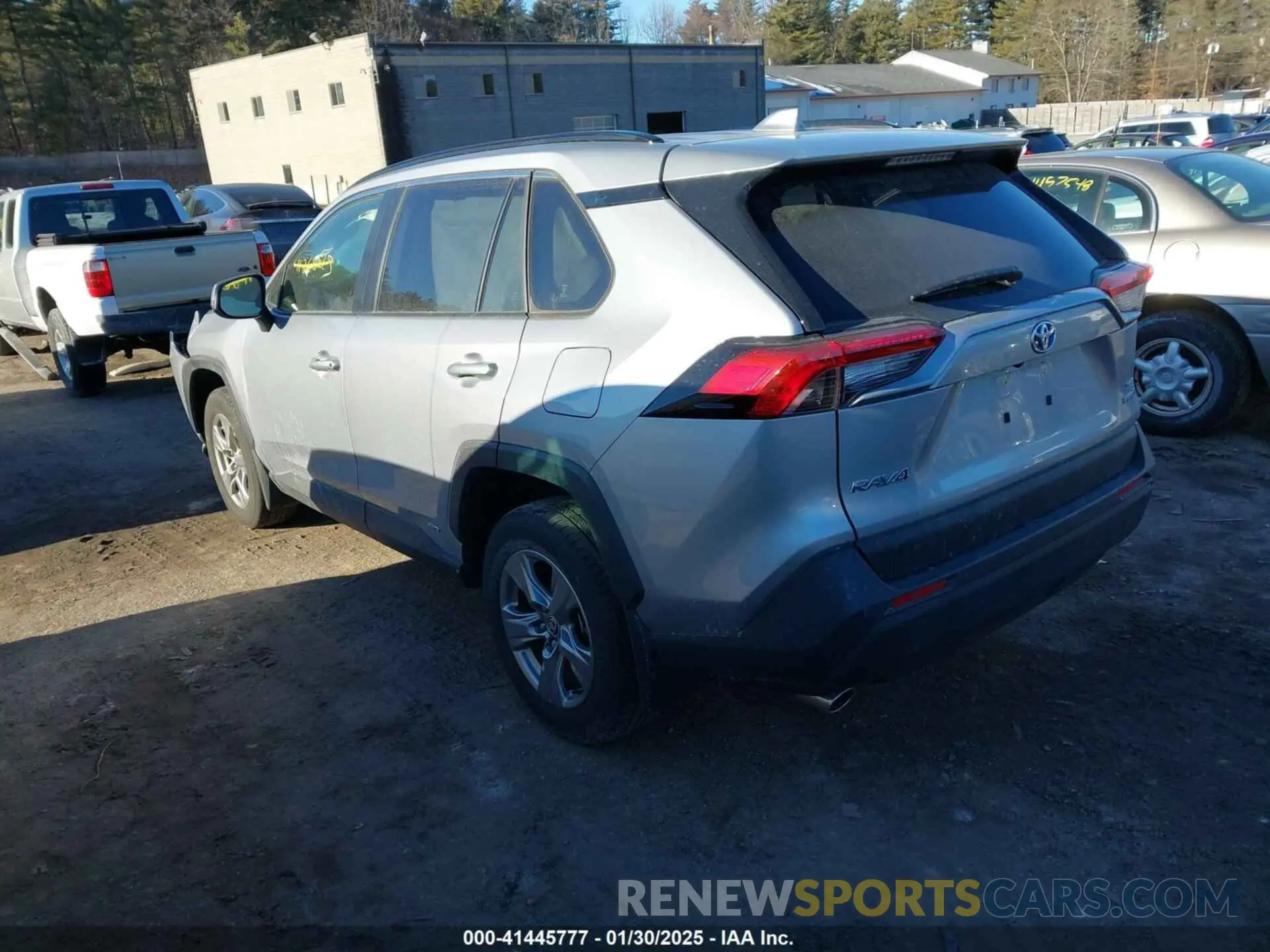 3 fotografías del automóvil dañado JTMRWRFV2PD185054 TOYOTA RAV4 HYBRID 2023