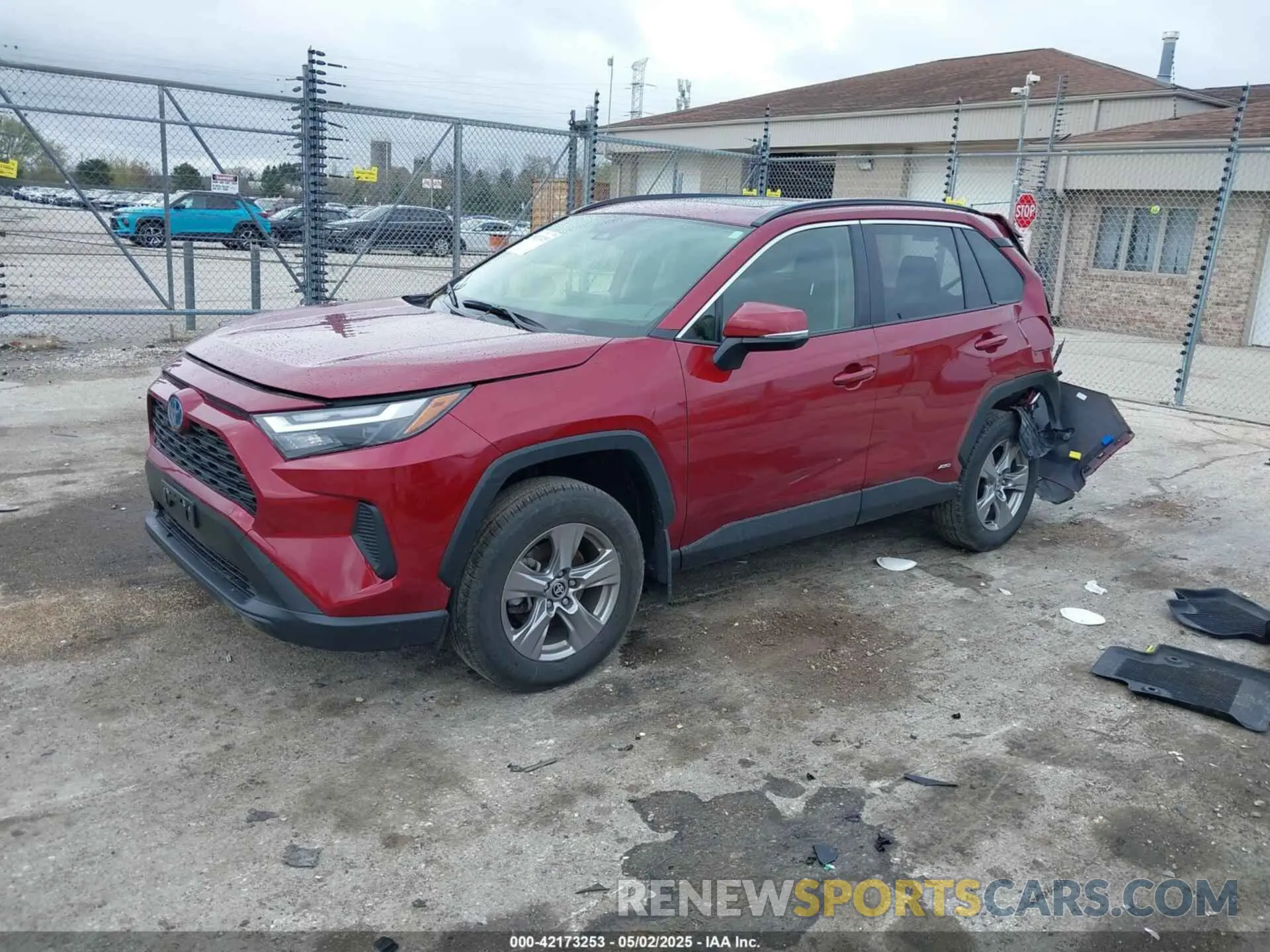 2 fotografías del automóvil dañado JTMRWRFV3PD205294 TOYOTA RAV4 HYBRID 2023