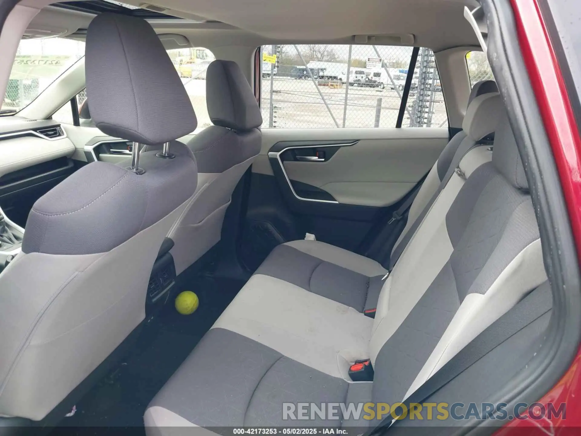 8 fotografías del automóvil dañado JTMRWRFV3PD205294 TOYOTA RAV4 HYBRID 2023
