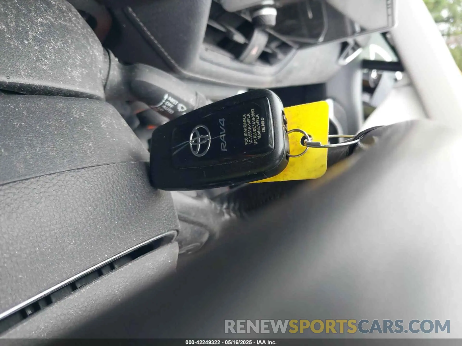 11 fotografías del automóvil dañado JTMRWRFVXPJ057386 TOYOTA RAV4 HYBRID 2023