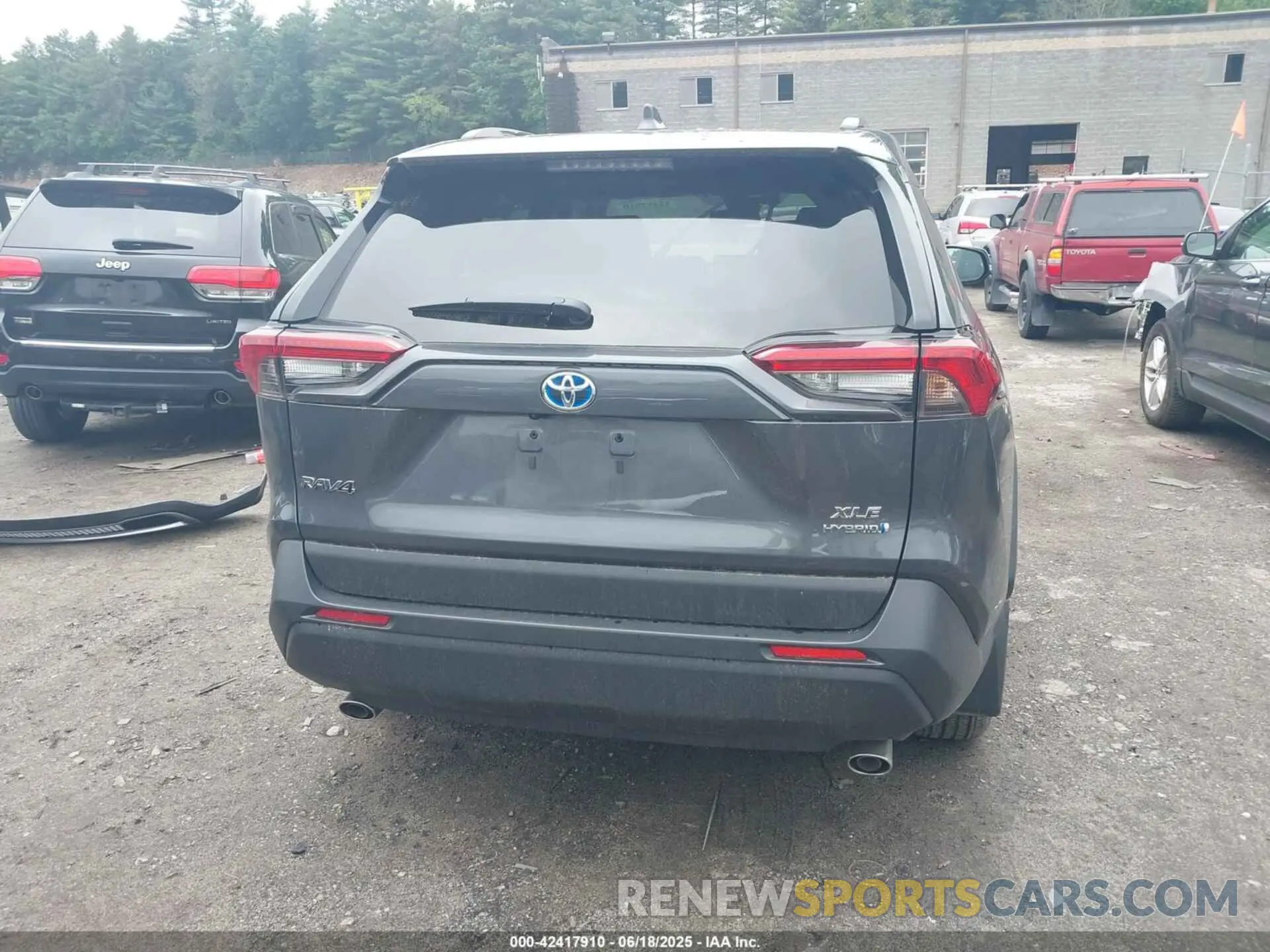 15 fotografías del automóvil dañado 2T3B6RFV1RW077600 TOYOTA RAV4 HYBRID 2024