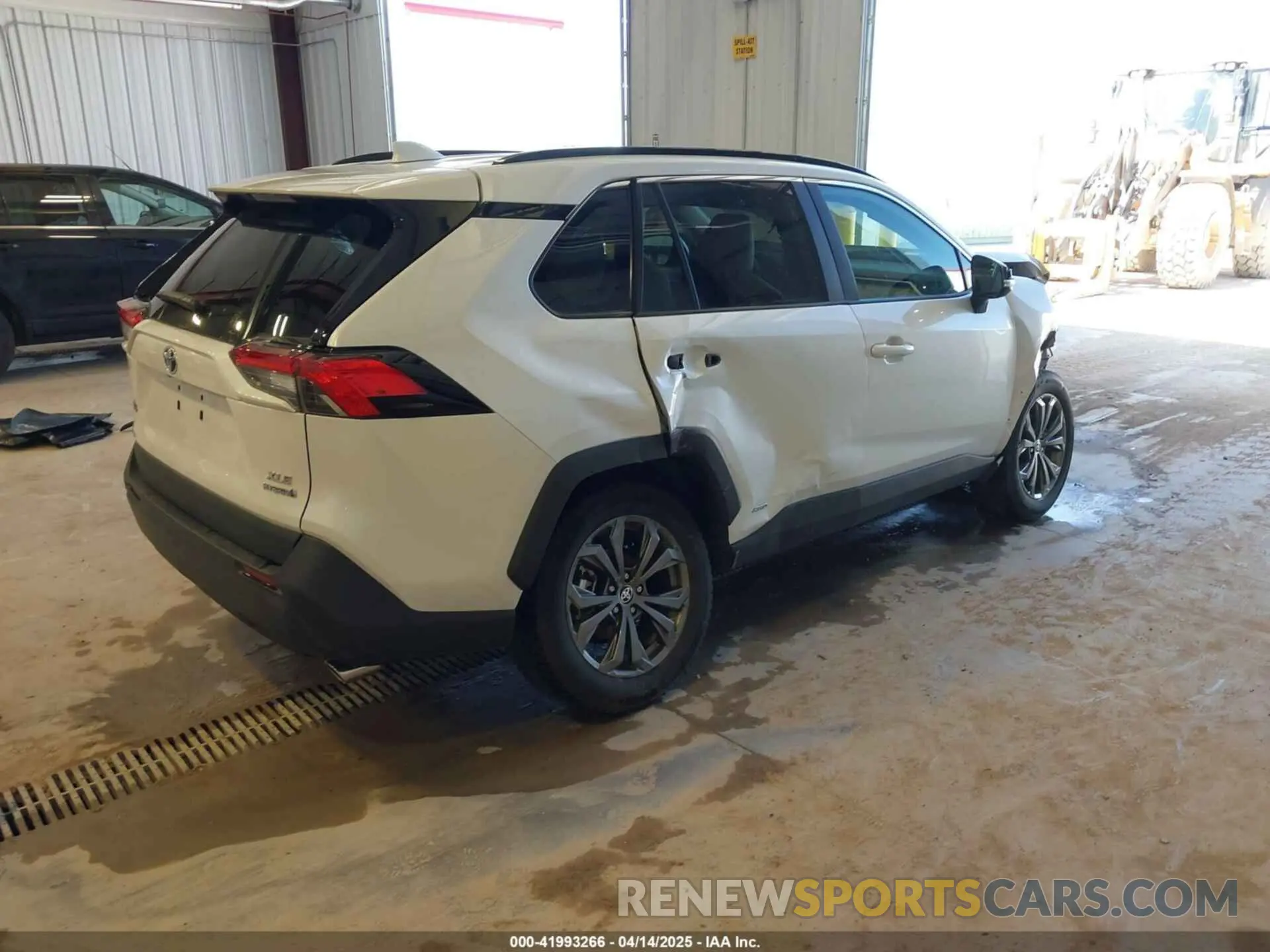 4 fotografías del automóvil dañado 2T3B6RFV5RW081035 TOYOTA RAV4 HYBRID 2024