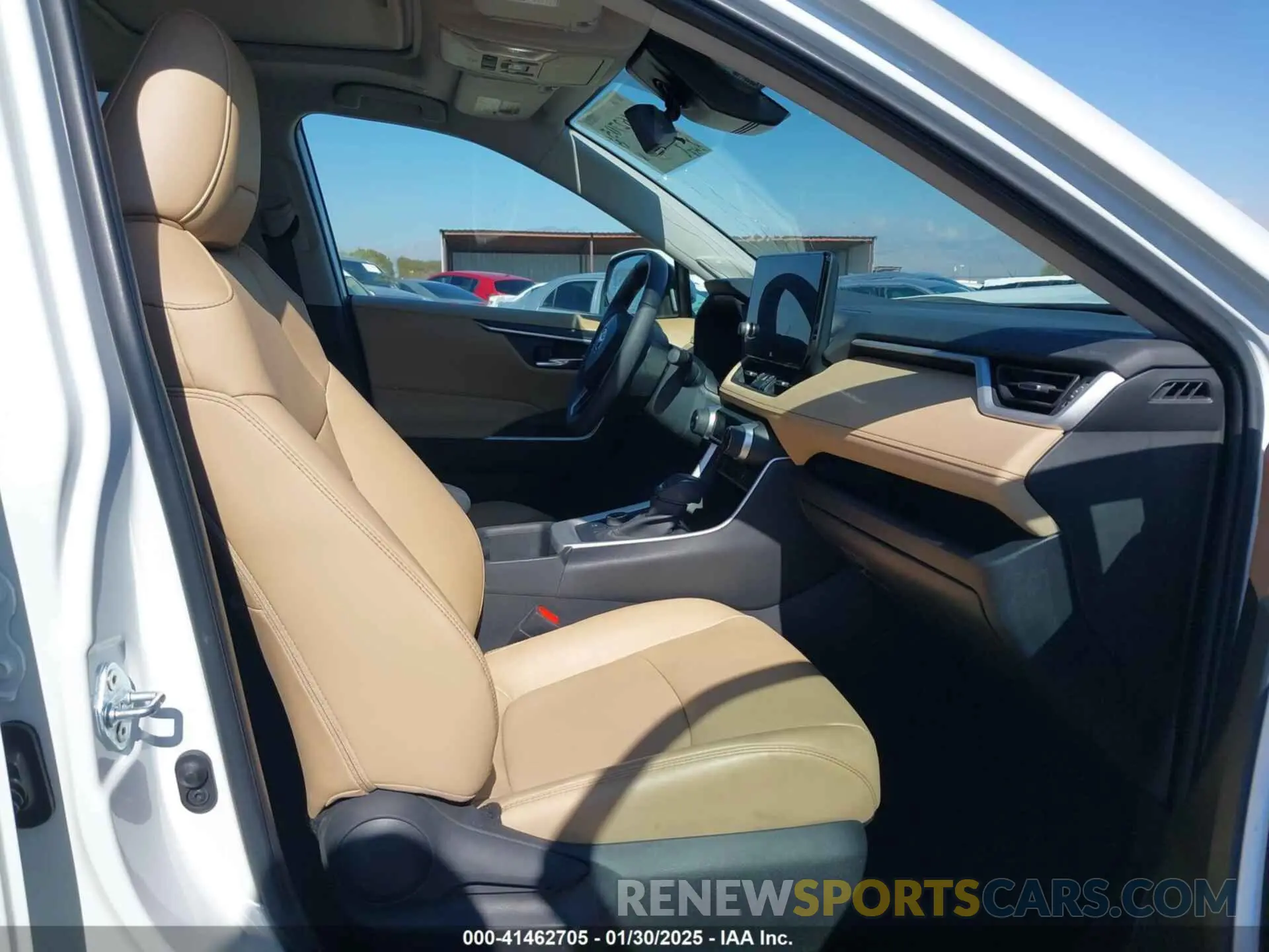 5 fotografías del automóvil dañado 2T3B6RFVXRW062836 TOYOTA RAV4 HYBRID 2024