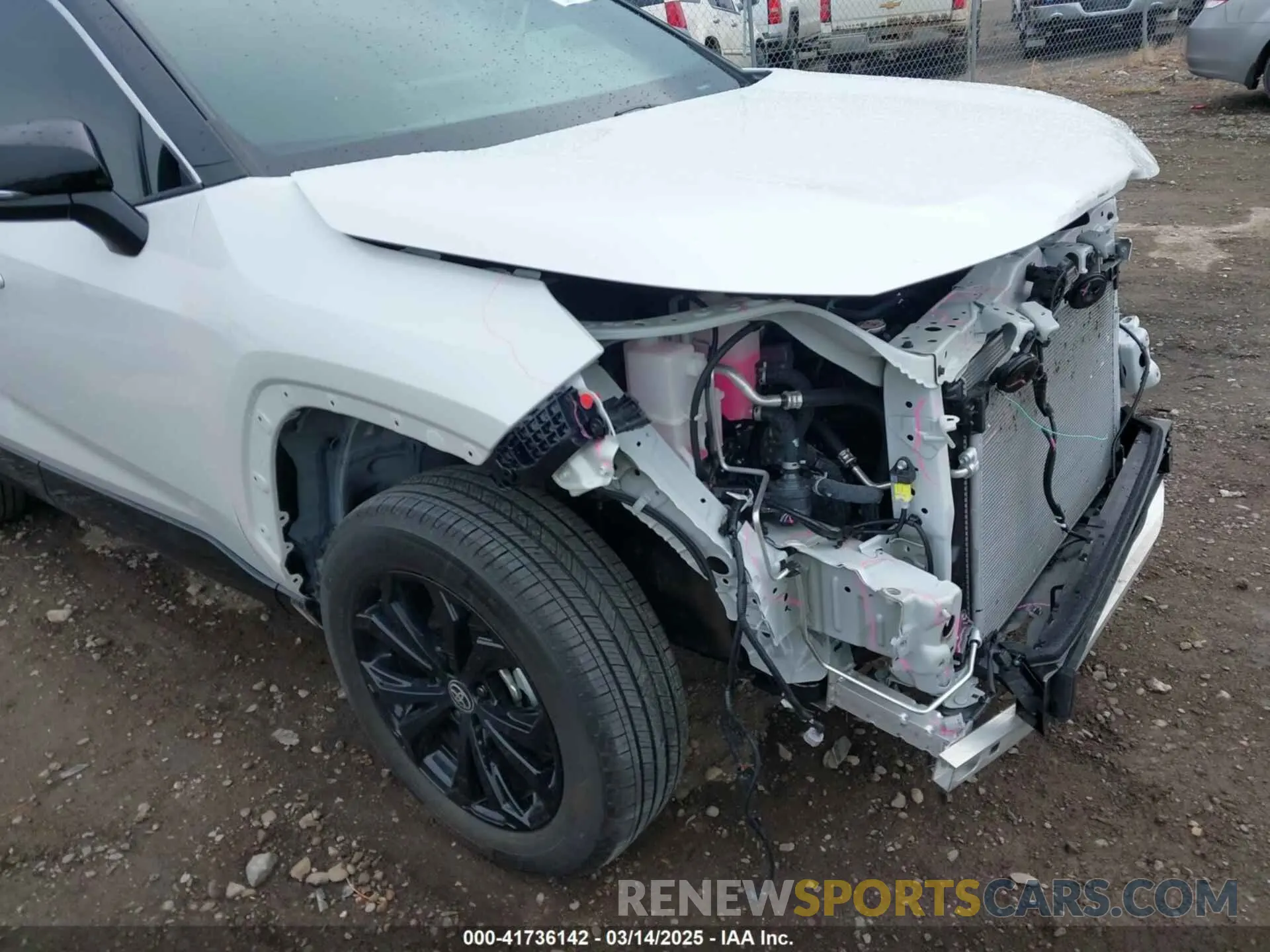 19 fotografías del automóvil dañado 2T3E6RFV3RW066031 TOYOTA RAV4 HYBRID 2024