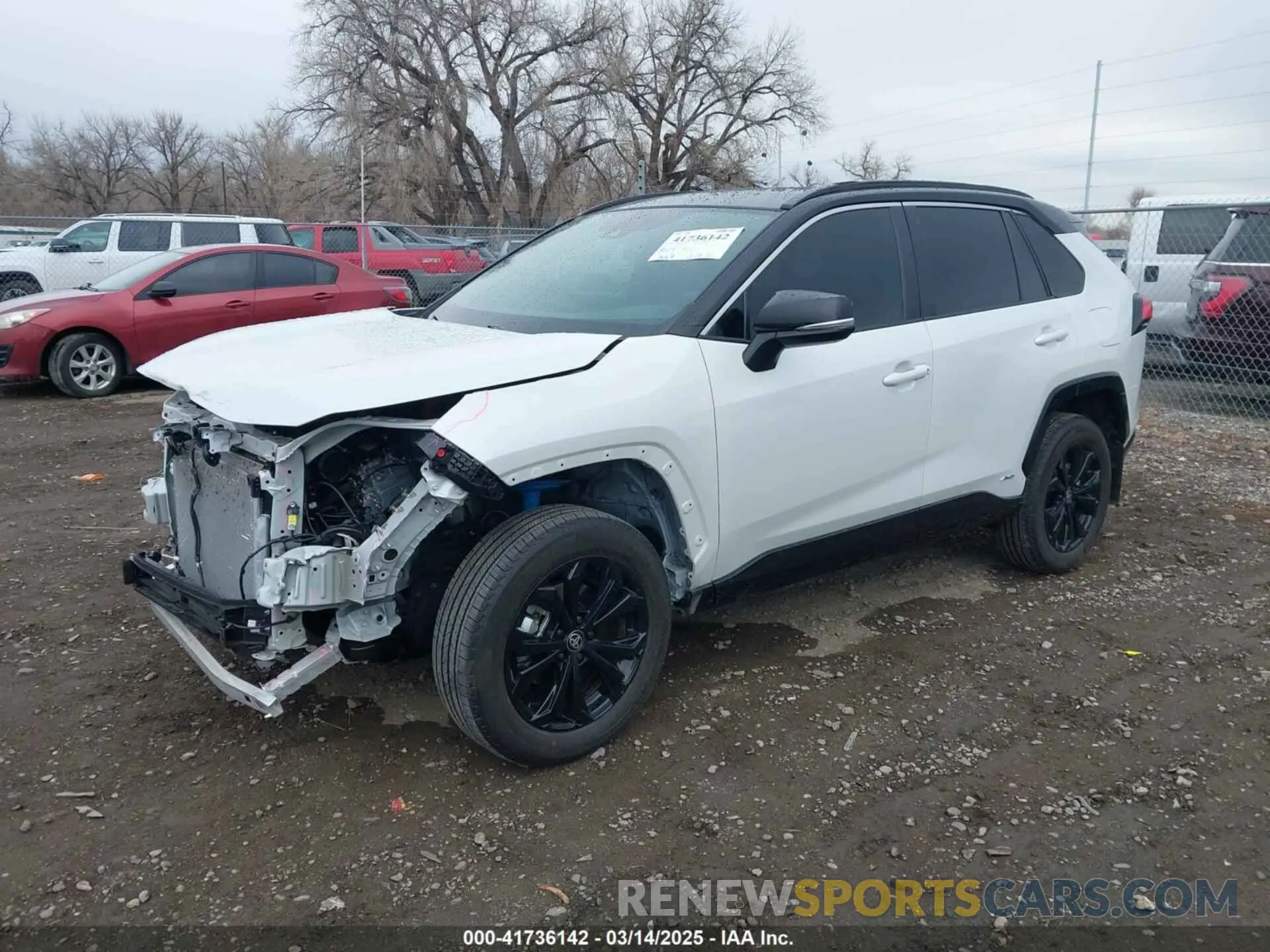 2 fotografías del automóvil dañado 2T3E6RFV3RW066031 TOYOTA RAV4 HYBRID 2024
