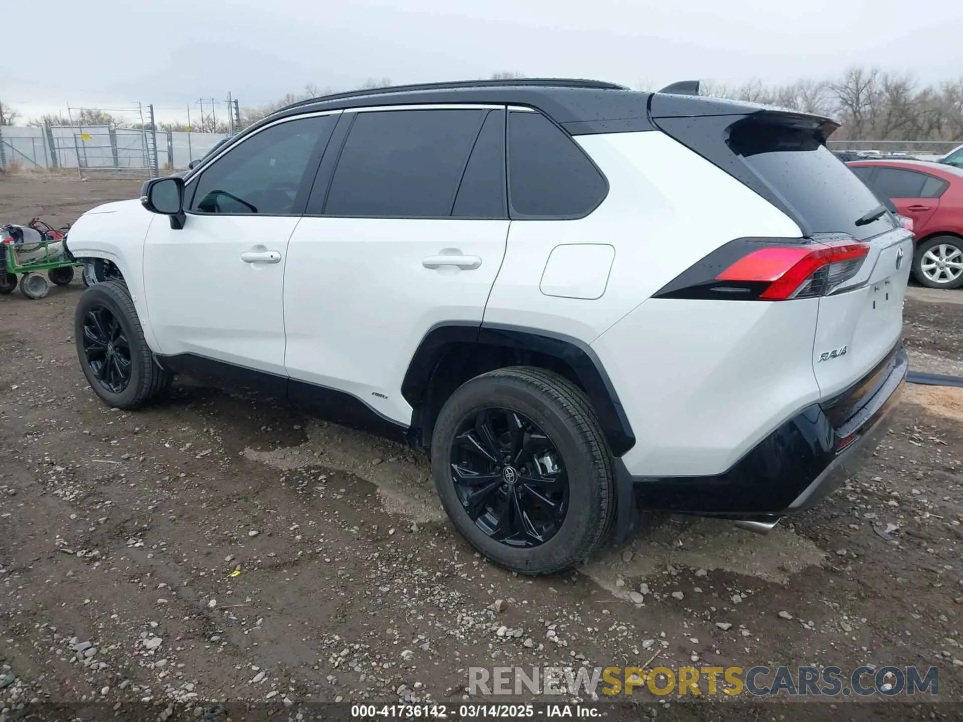 3 fotografías del automóvil dañado 2T3E6RFV3RW066031 TOYOTA RAV4 HYBRID 2024