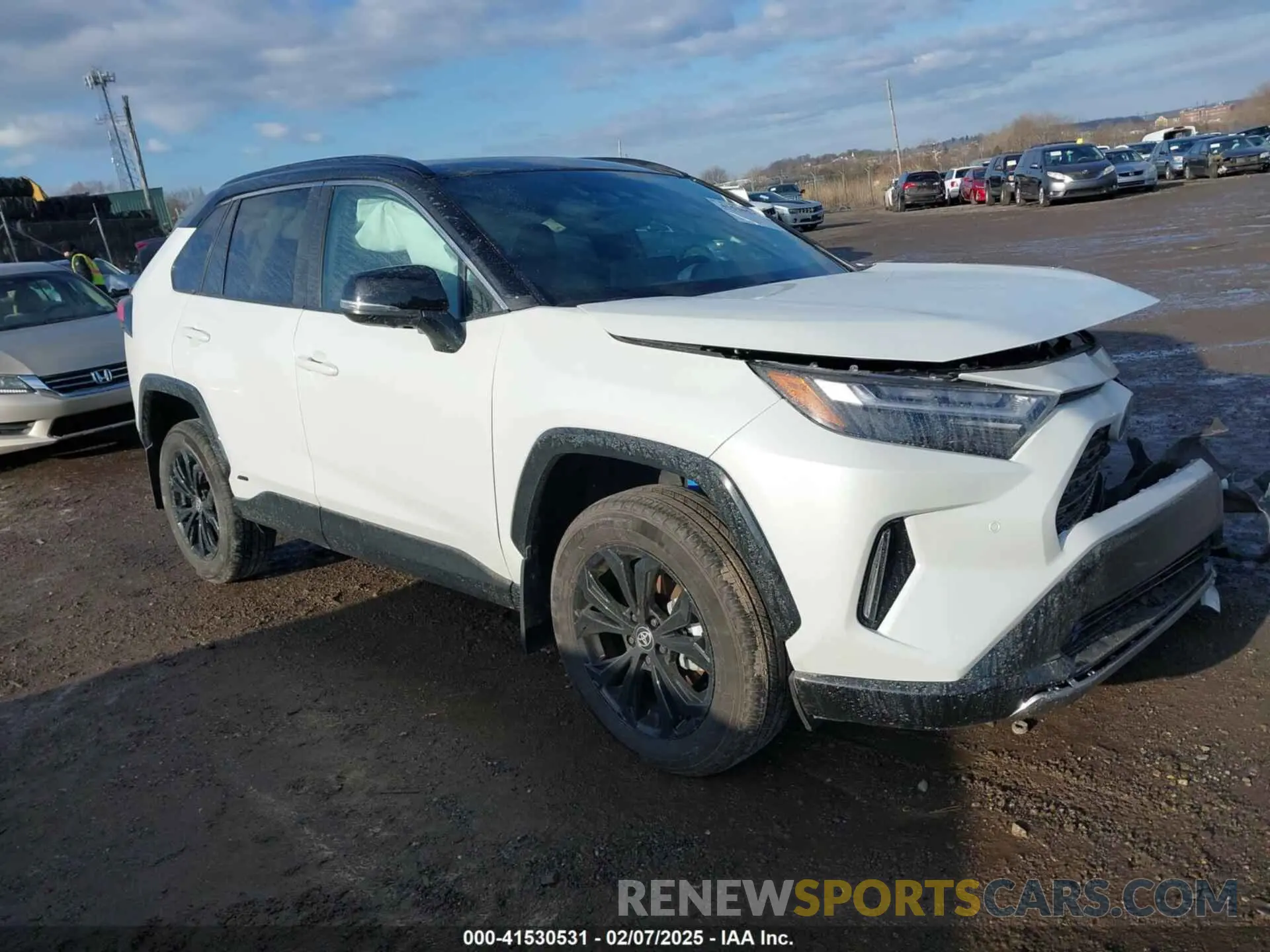 1 fotografías del automóvil dañado 2T3E6RFV4RW079127 TOYOTA RAV4 HYBRID 2024