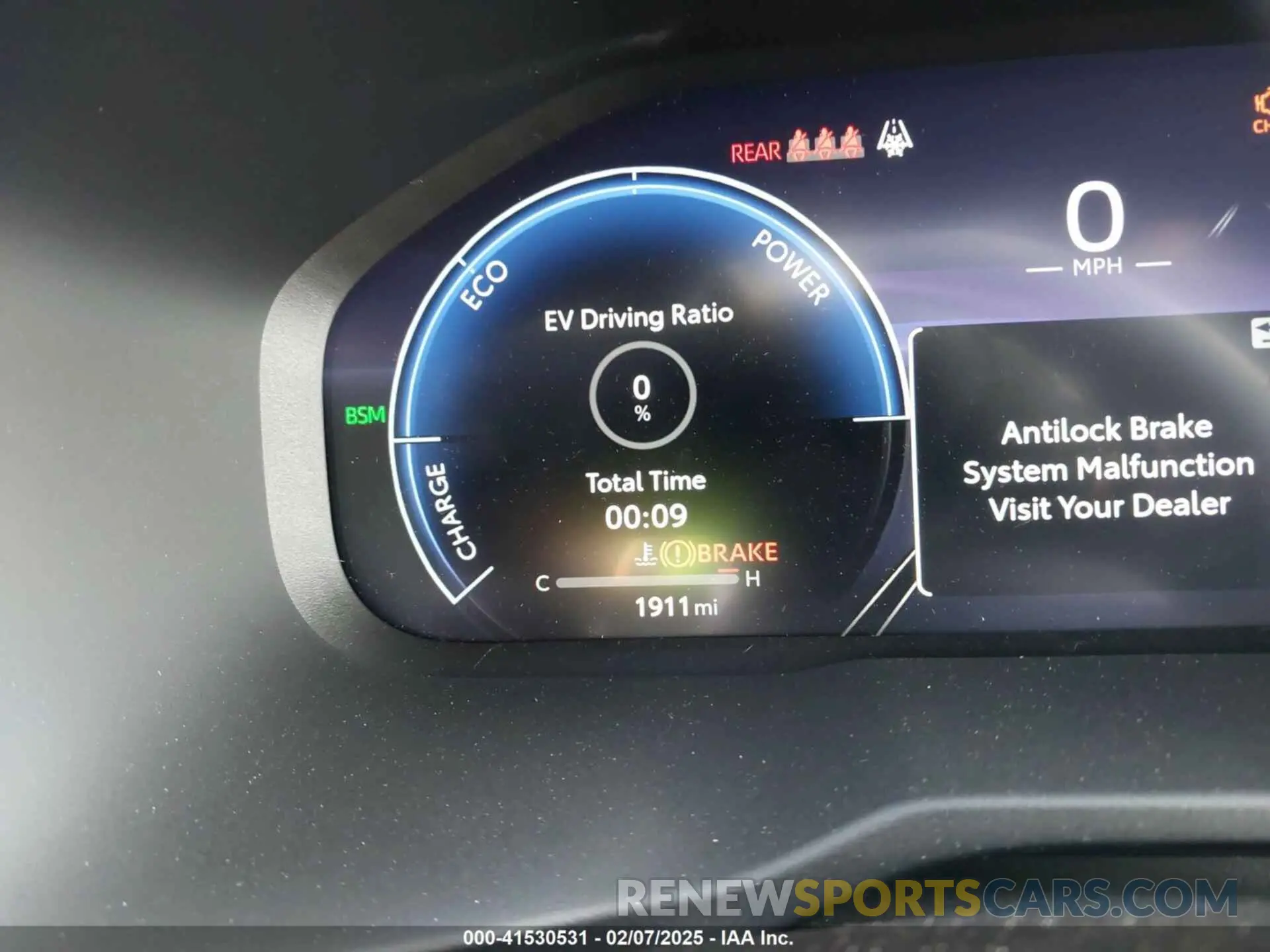 15 fotografías del automóvil dañado 2T3E6RFV4RW079127 TOYOTA RAV4 HYBRID 2024
