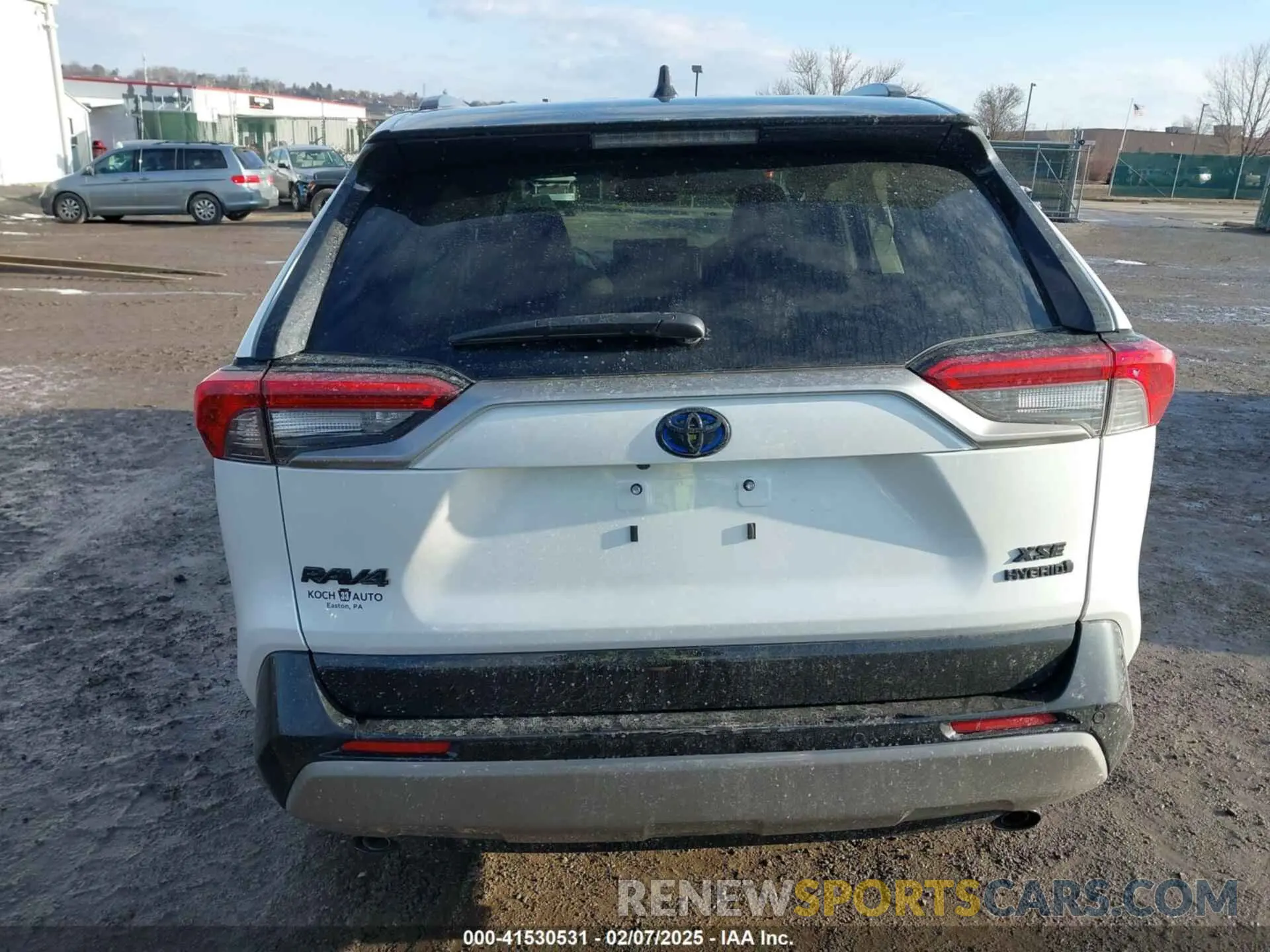 16 fotografías del automóvil dañado 2T3E6RFV4RW079127 TOYOTA RAV4 HYBRID 2024