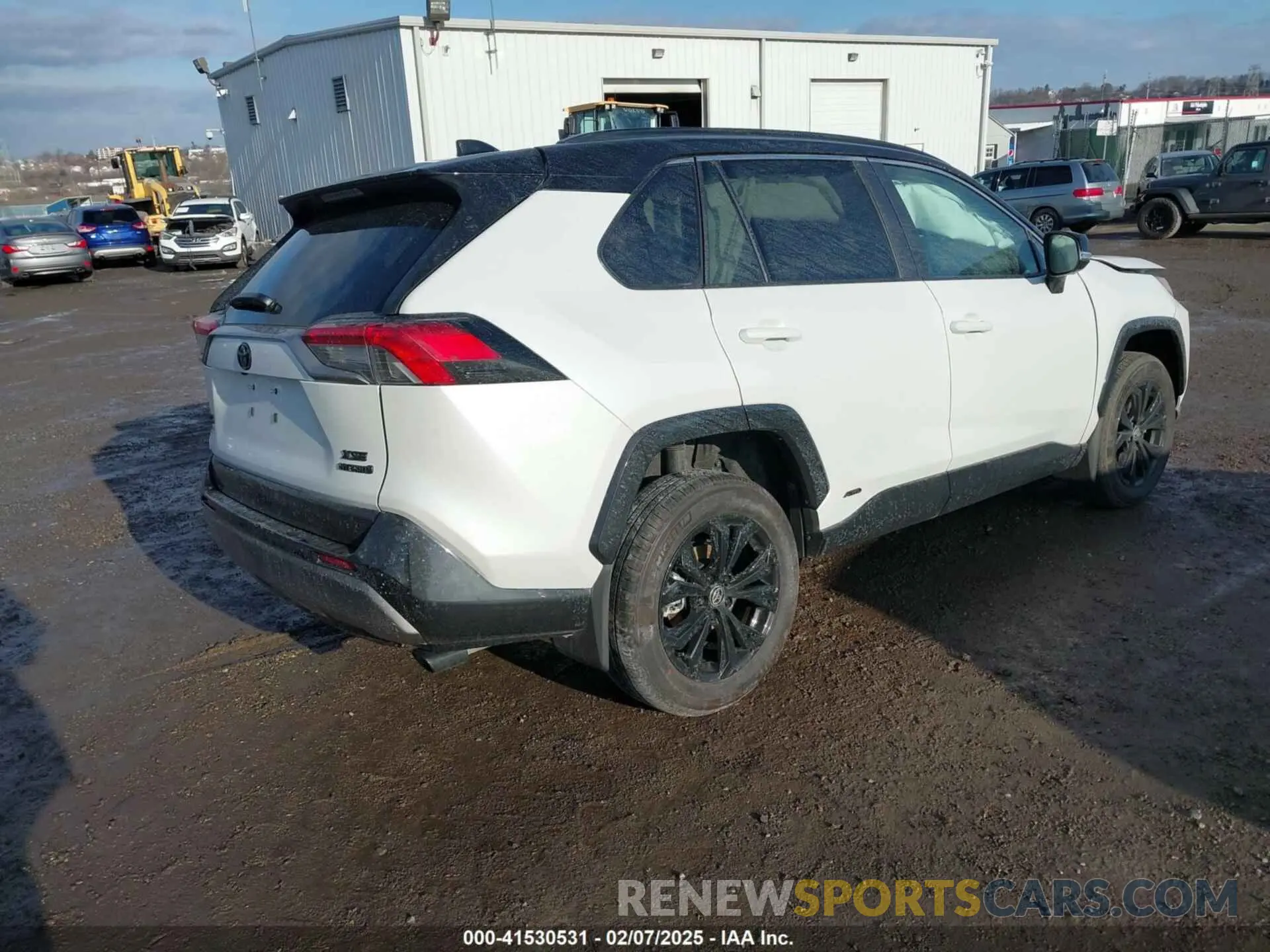 4 fotografías del automóvil dañado 2T3E6RFV4RW079127 TOYOTA RAV4 HYBRID 2024