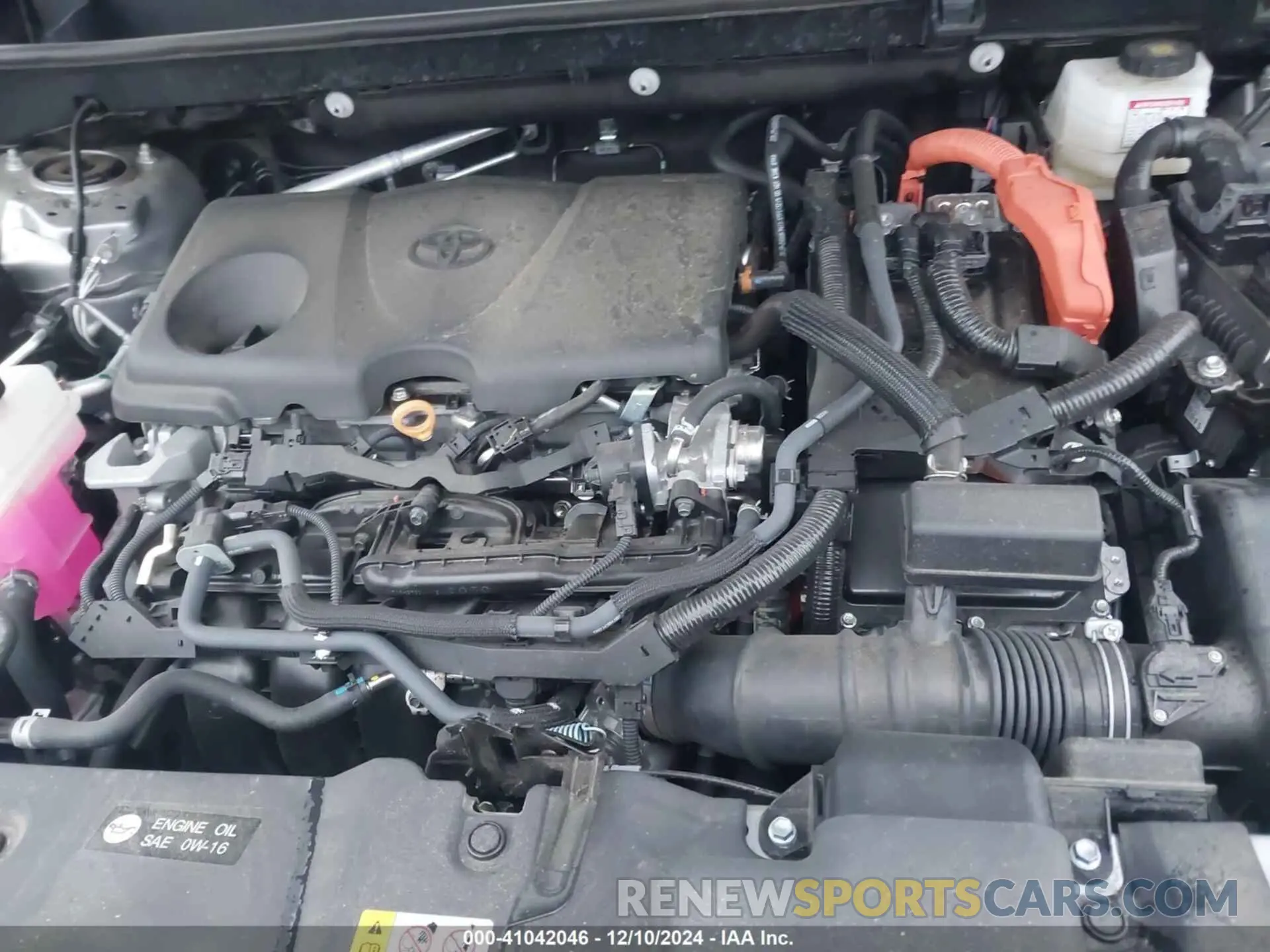 10 fotografías del automóvil dañado 2T3E6RFV7RW056568 TOYOTA RAV4 HYBRID 2024