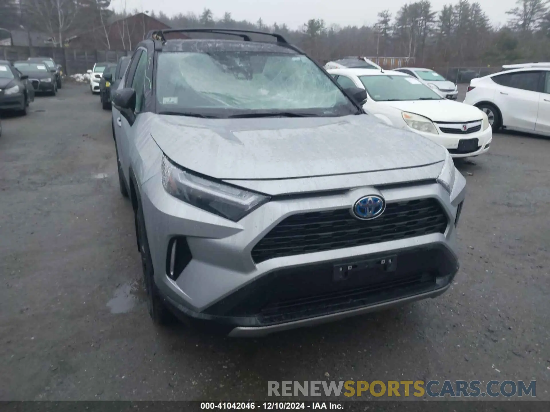 12 fotografías del automóvil dañado 2T3E6RFV7RW056568 TOYOTA RAV4 HYBRID 2024