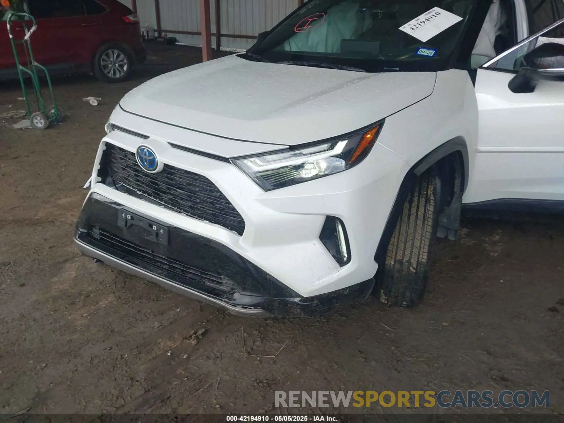 6 fotografías del automóvil dañado 2T3E6RFV7RW077162 TOYOTA RAV4 HYBRID 2024