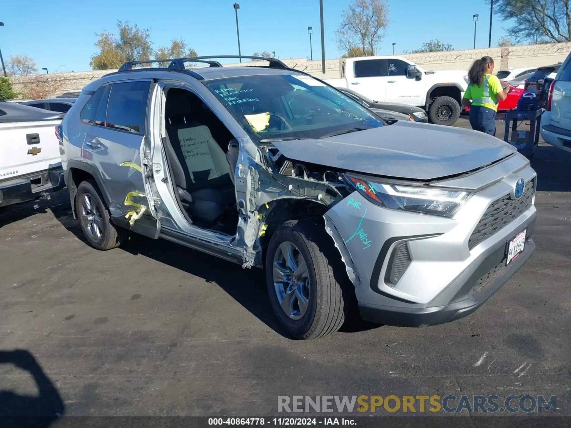 1 fotografías del automóvil dañado 2T3LWRFV0RW199515 TOYOTA RAV4 HYBRID 2024