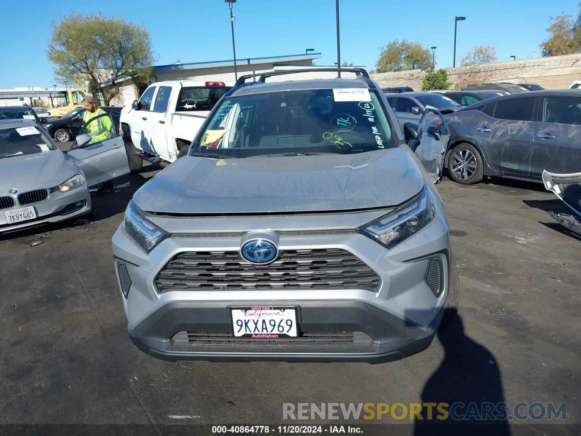 13 fotografías del automóvil dañado 2T3LWRFV0RW199515 TOYOTA RAV4 HYBRID 2024