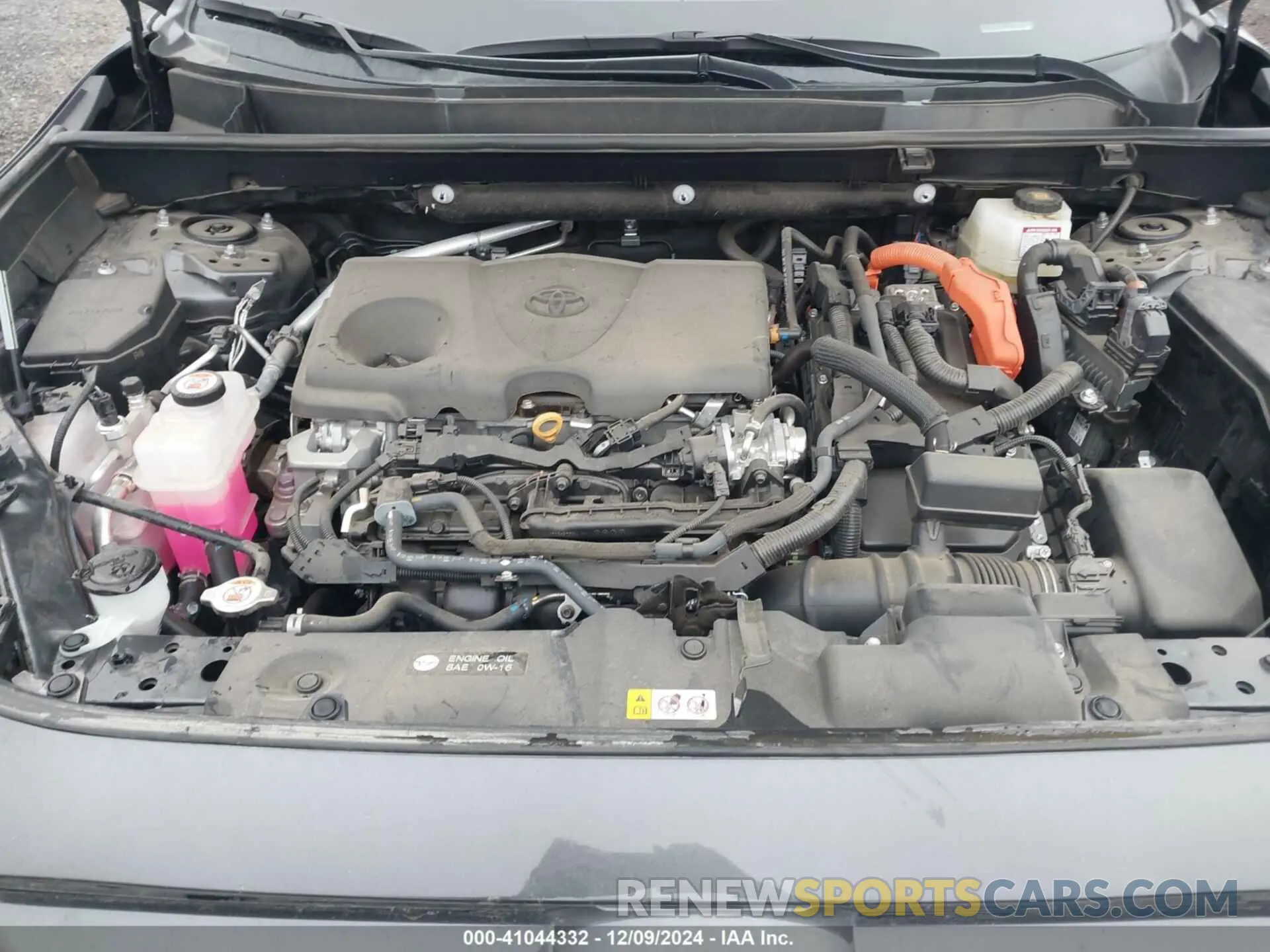 10 fotografías del automóvil dañado 2T3LWRFV2RW198754 TOYOTA RAV4 HYBRID 2024