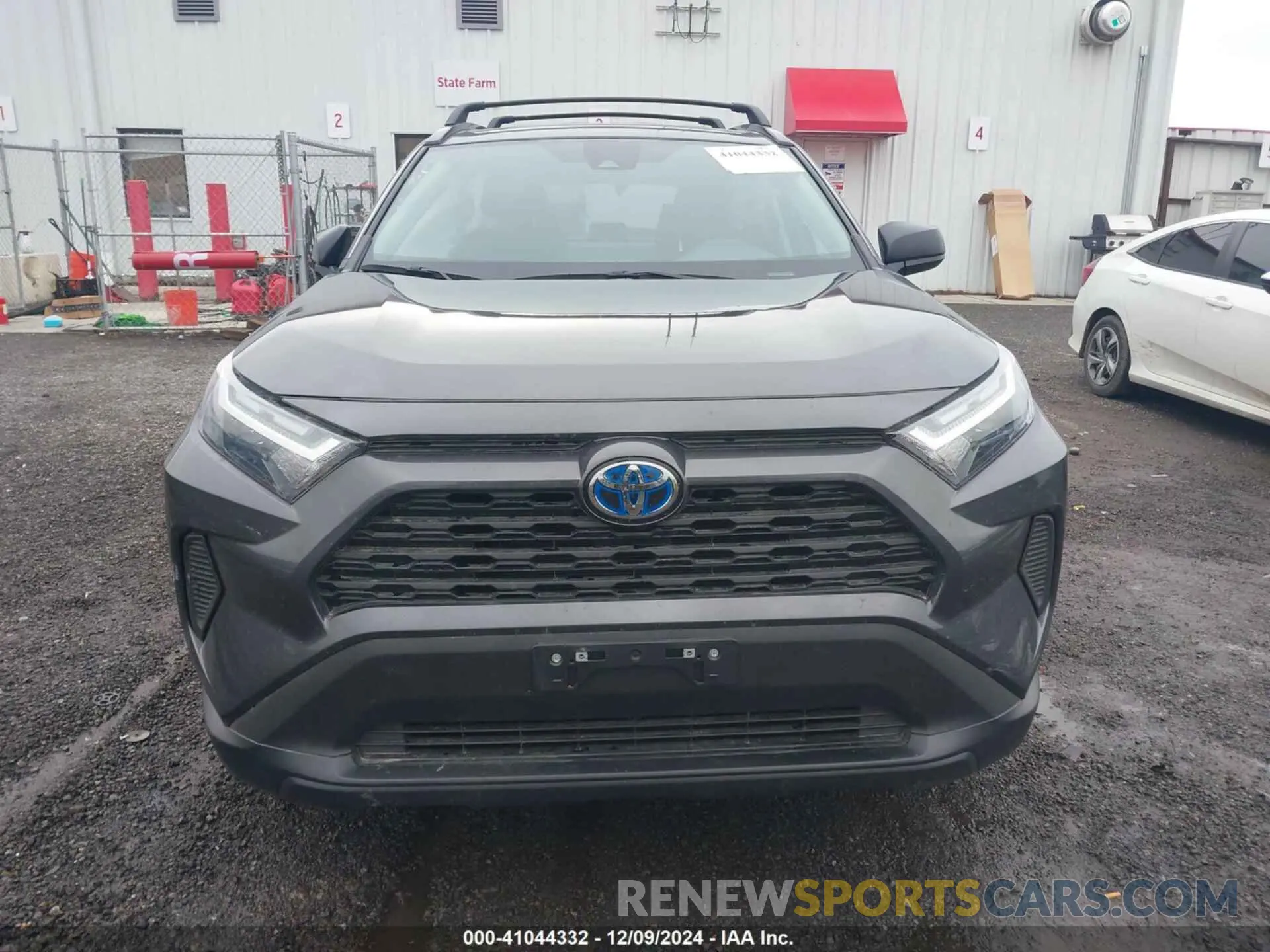 13 fotografías del automóvil dañado 2T3LWRFV2RW198754 TOYOTA RAV4 HYBRID 2024